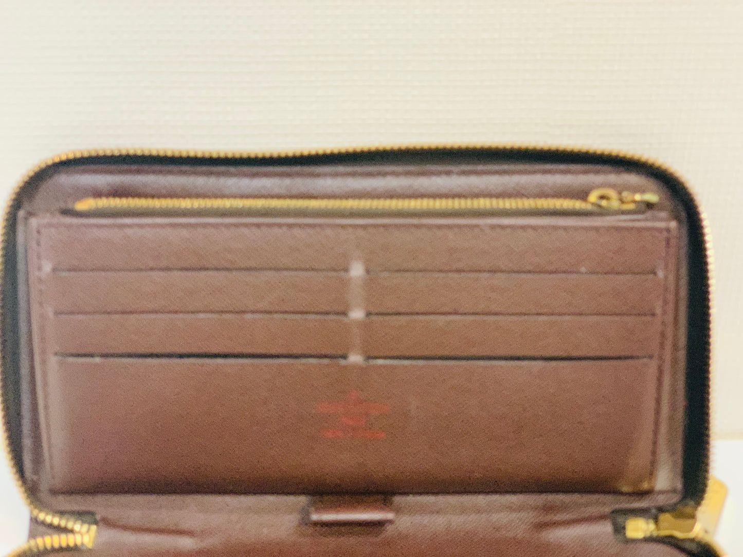 USED LOUIS VUITTON ZIPPY WALLET ORGANIZER DE