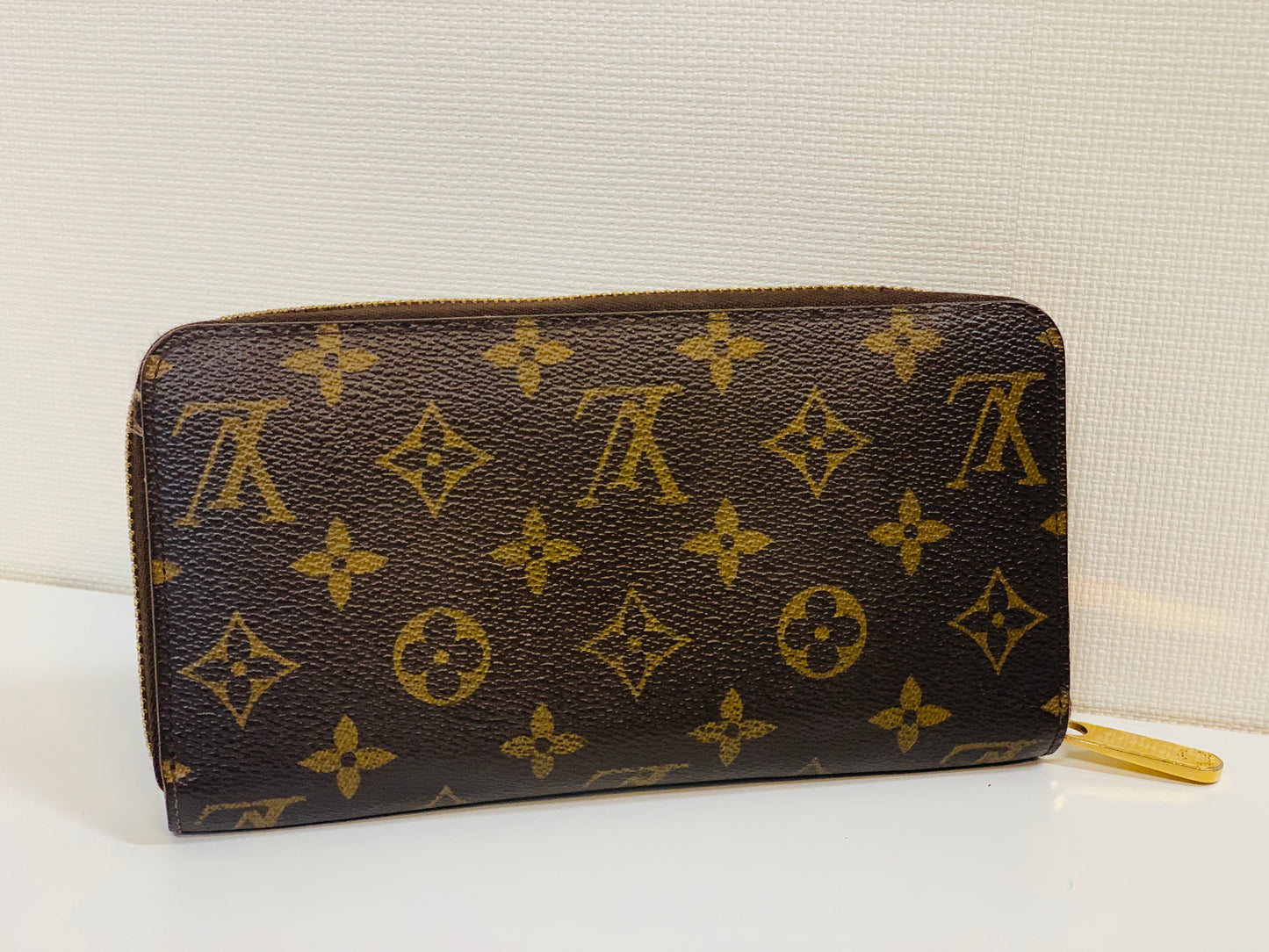 USED LOUIS VUITTON LONG ZIPPY WALLET MONOGRAM