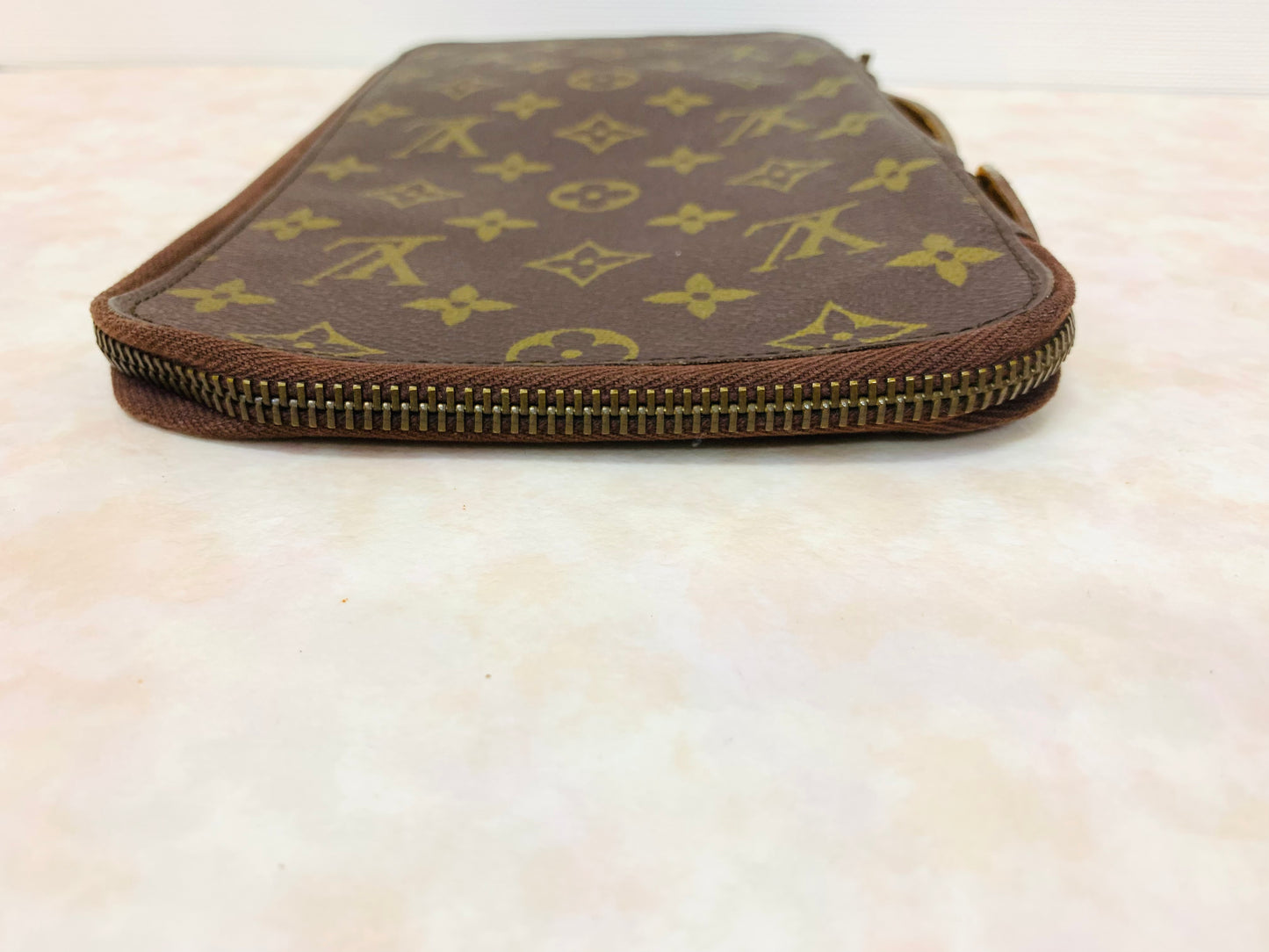 LOUIS VUITTON SCAPADE TRAVEL ORGANIZER