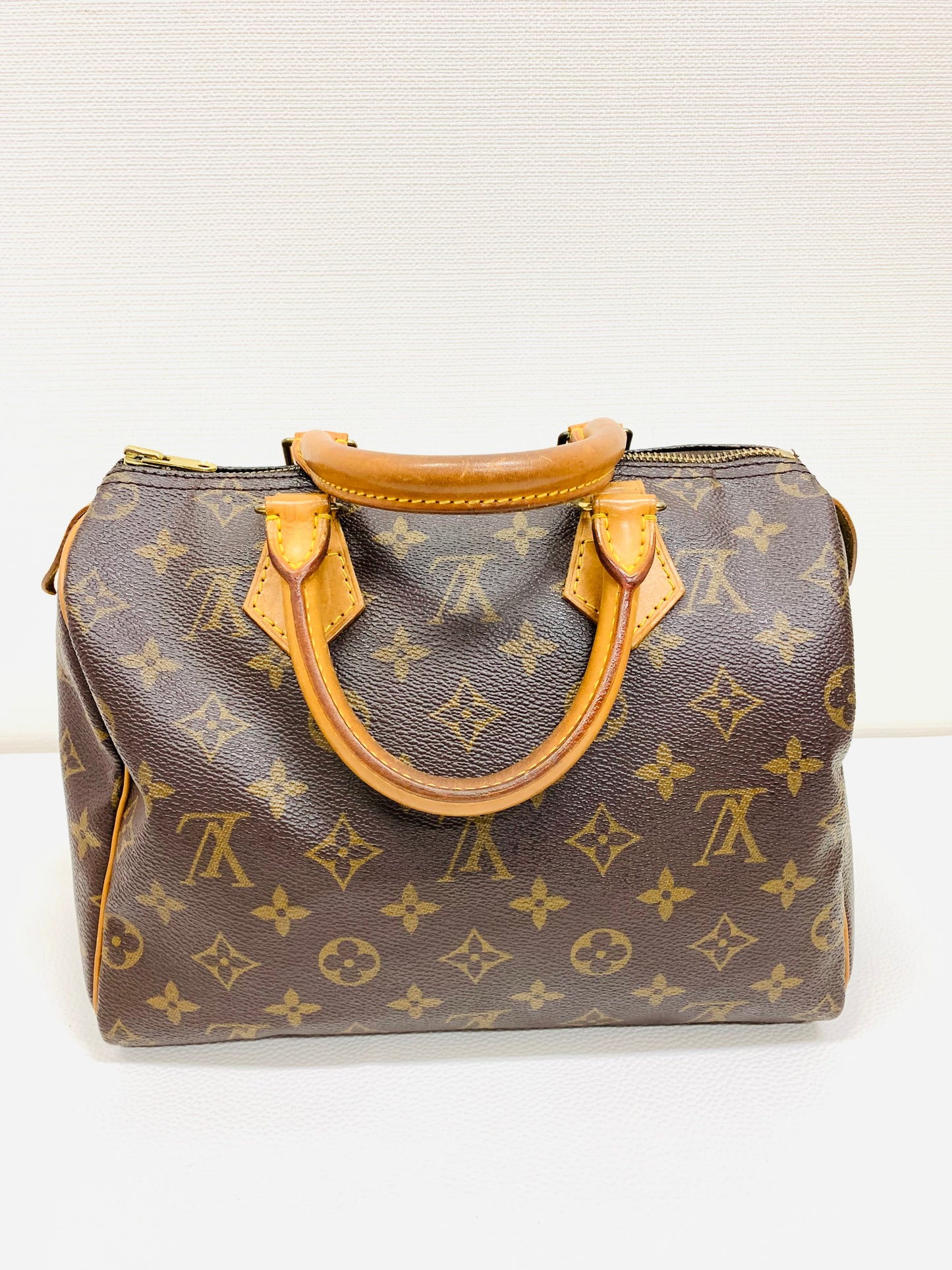 USED LOUIS VUITTON SPEEDY 25