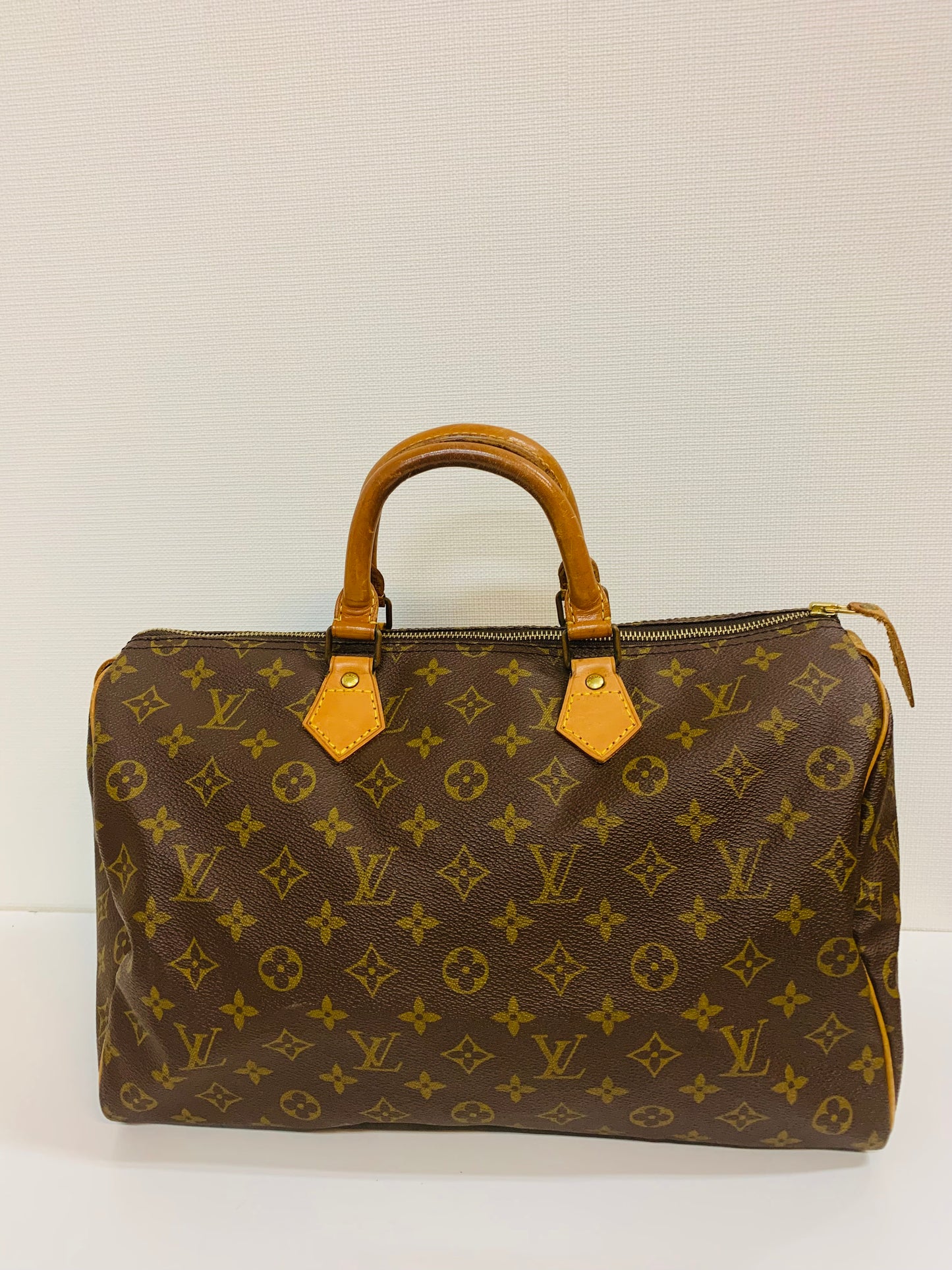 USED LOUIS VUITTON SPEEDY 35