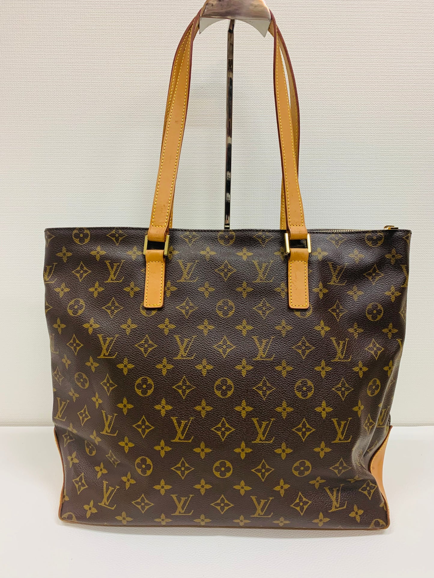 Used Louis Vuitton Cabas Mezzo