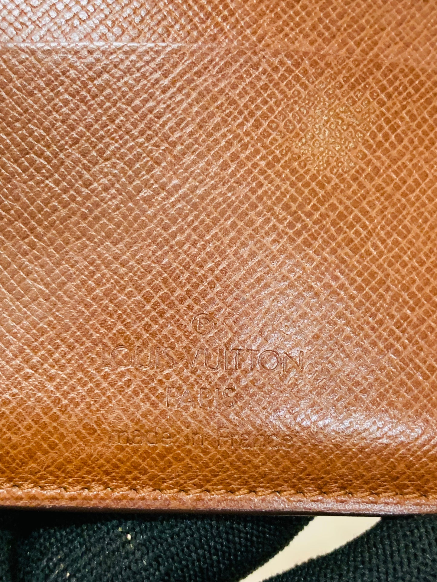 LOUIS VUITTON  Vintage Bi-fold mens wallet