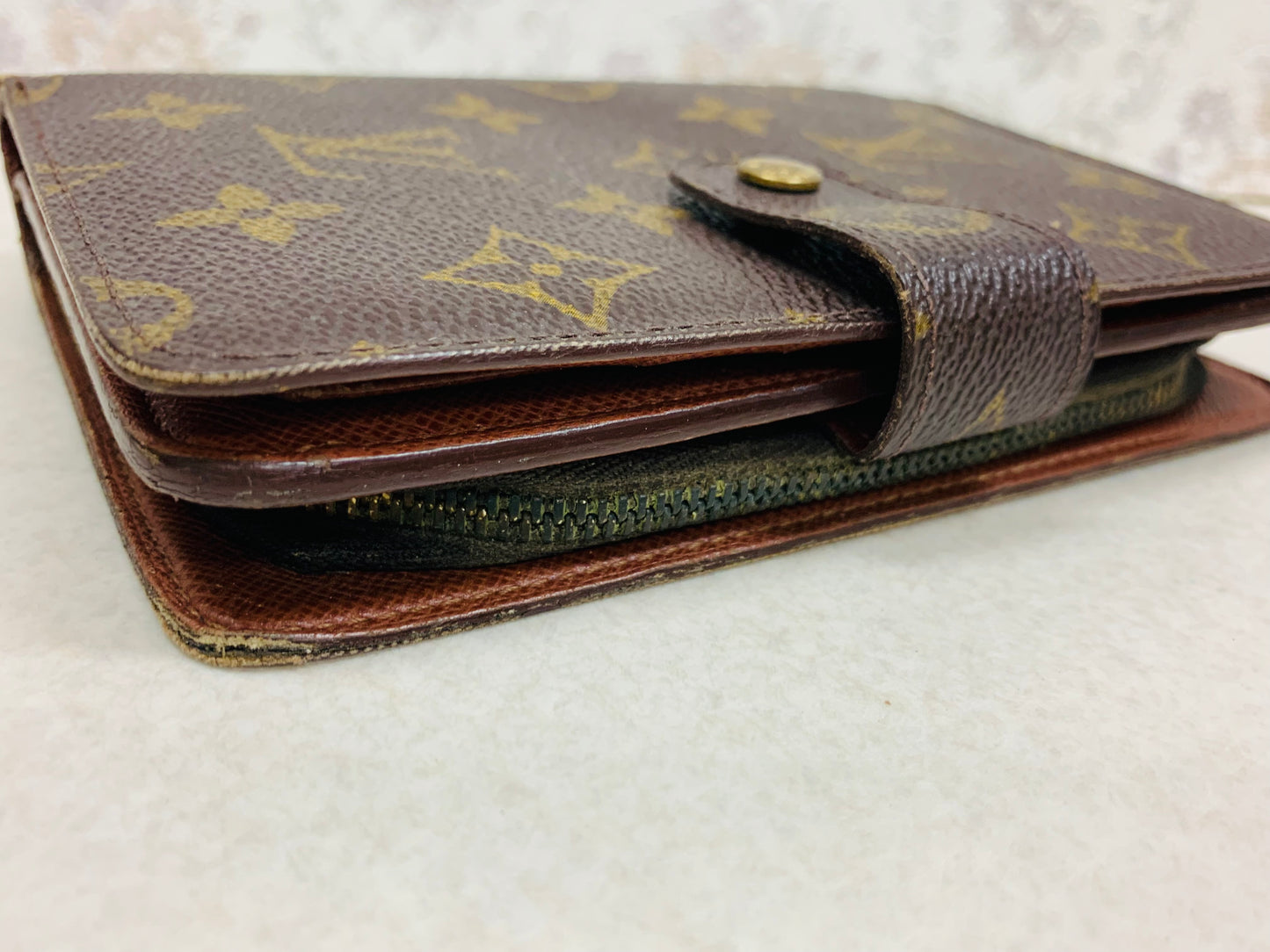 Louis Vuitton Monogram Porte Papier Zippe Wallet