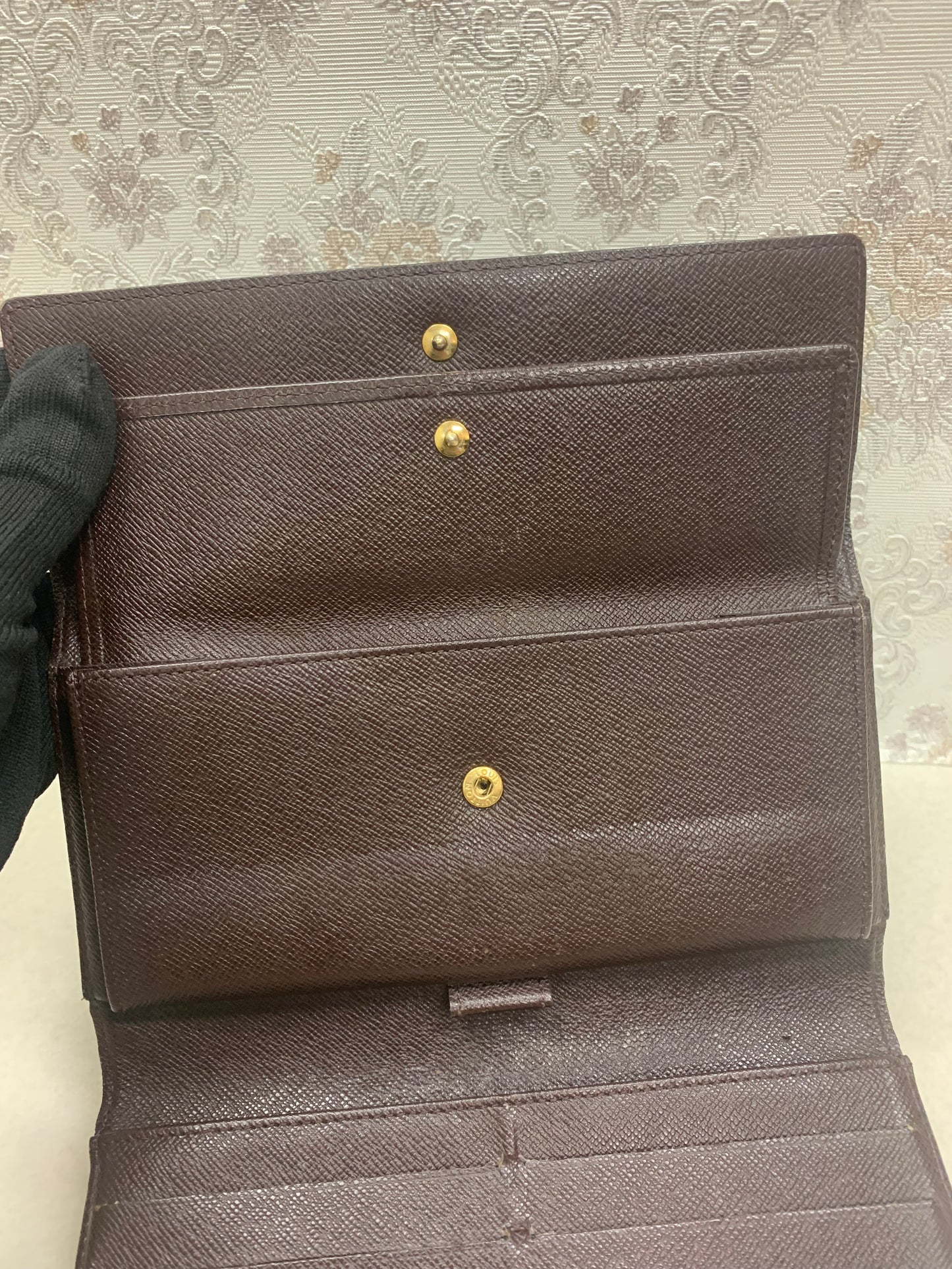 Louis Vuitton Damier Ebene International Tri-Fold Wallet