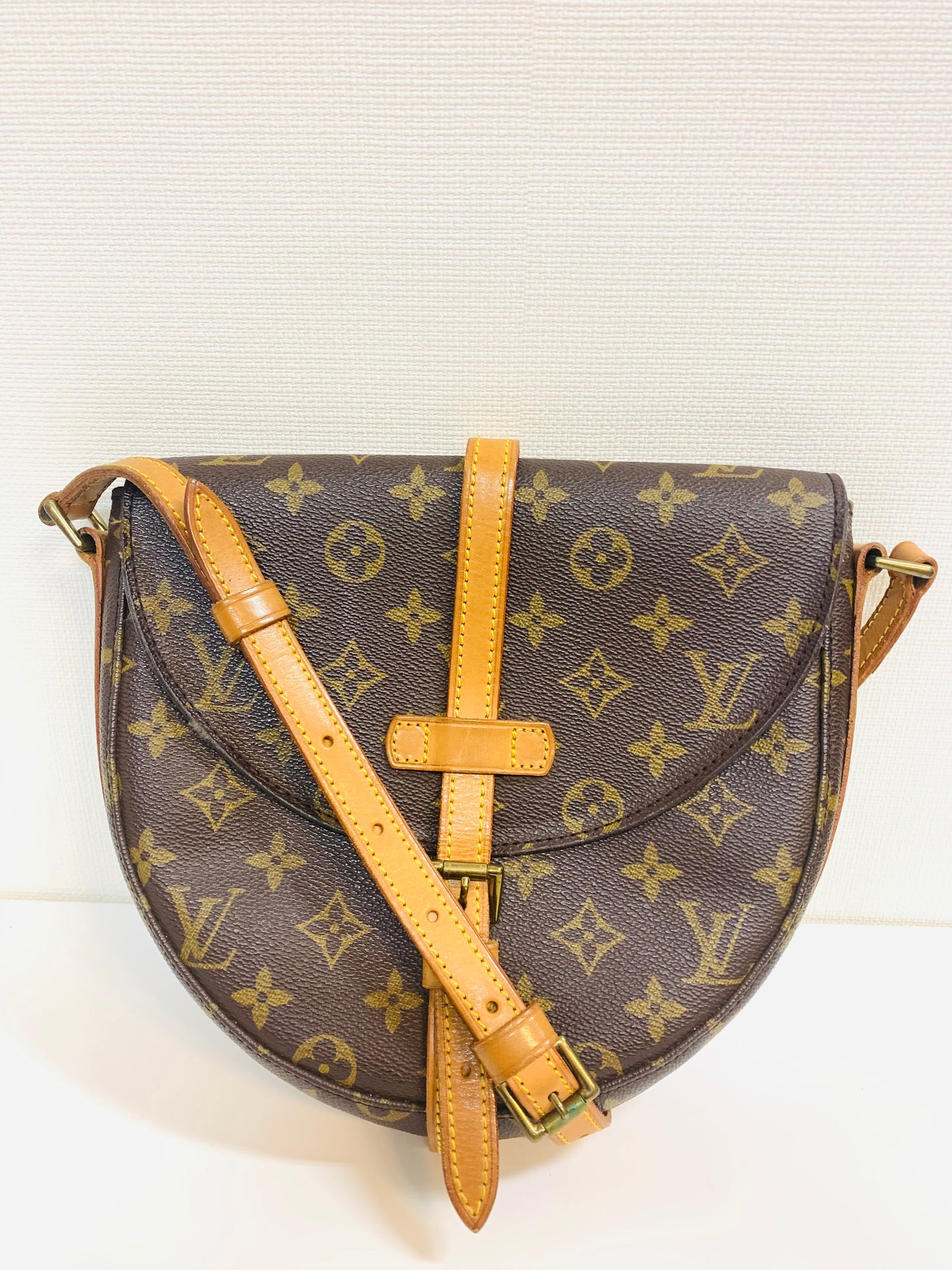 USED LOUIS VUITTON CHANTILLY MM