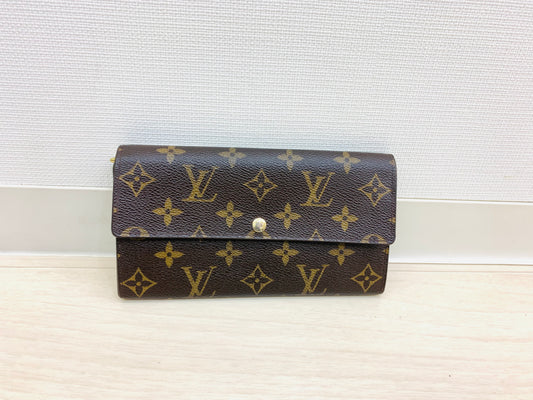 Louis Vuitton Monogram Sarah Wallet 10 Card Slots