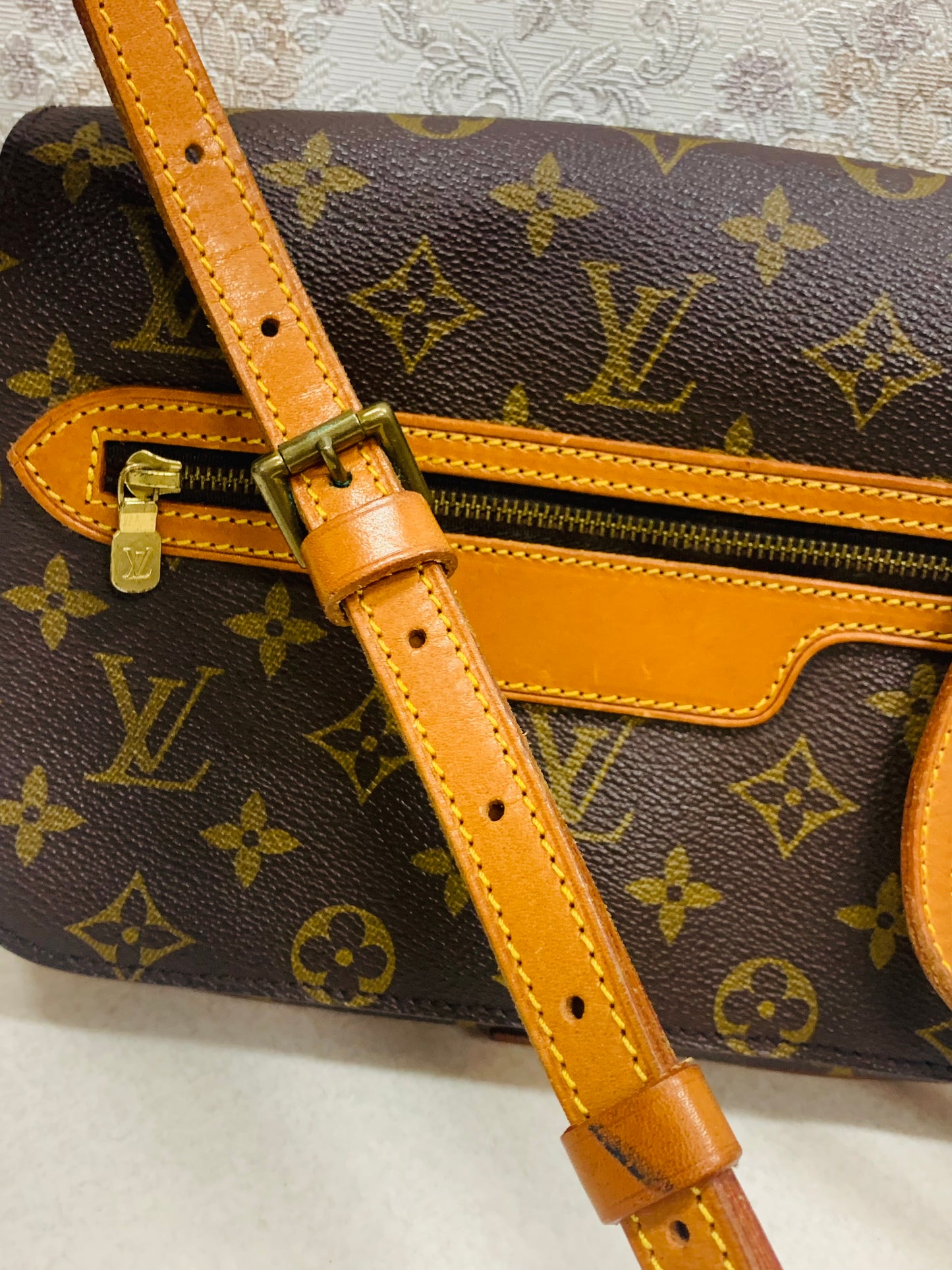 Louis Vuitton Monogram Saint Germain 24