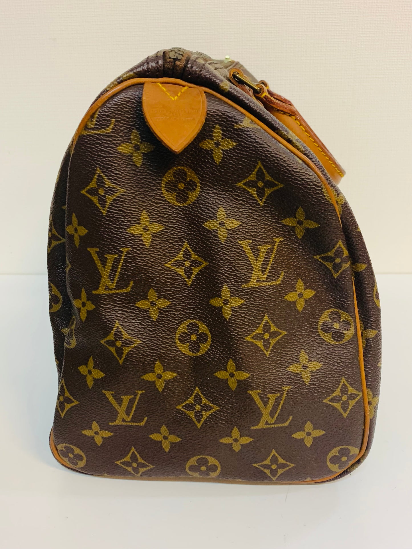 LOUIS VUITTON SPEEDY 35