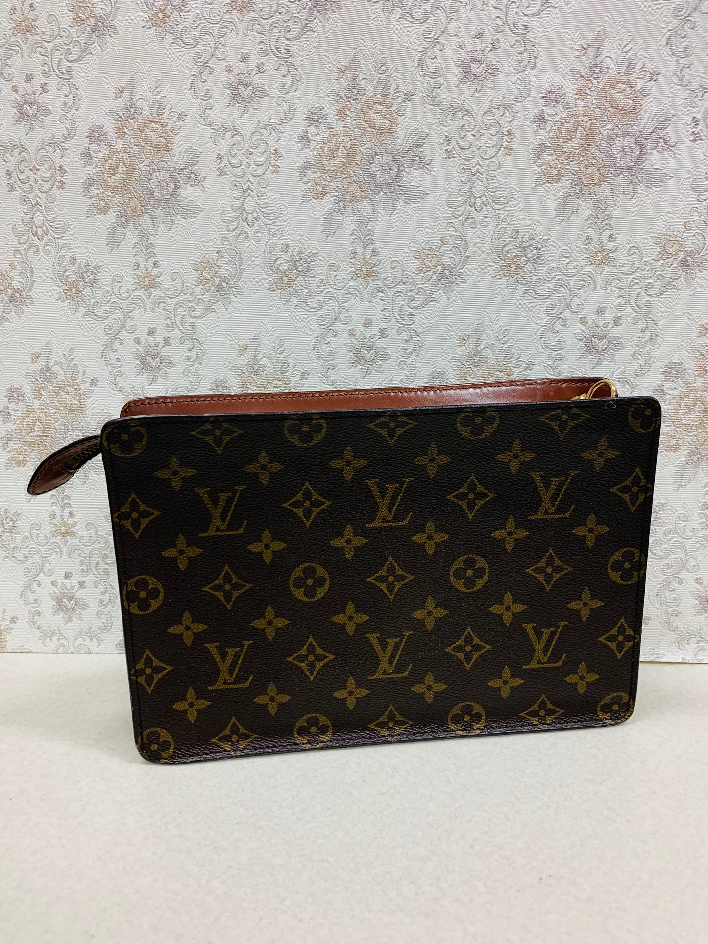 Louis Vuitton Monogram  Pochette Homme