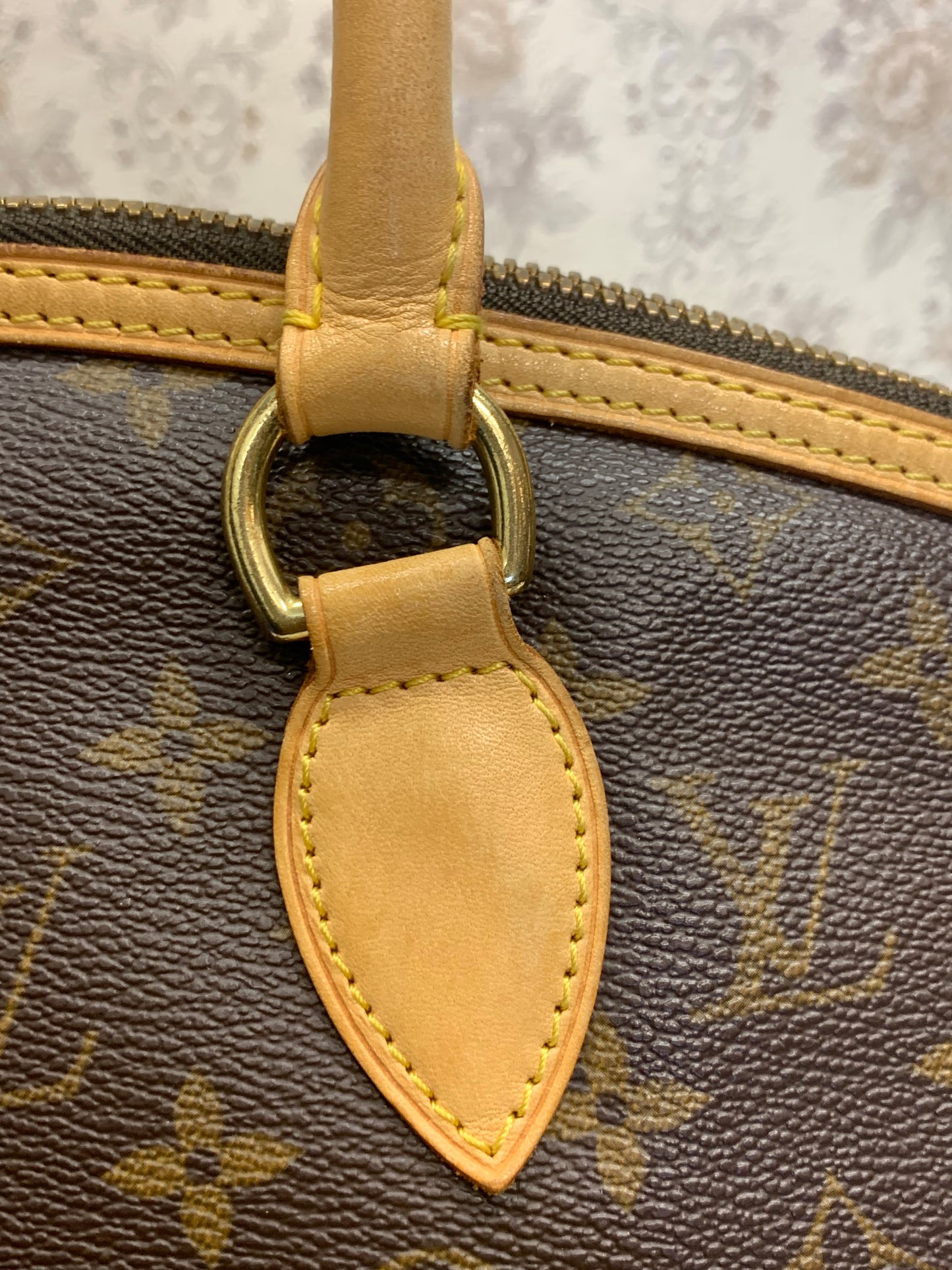 Louis Vuitton Monogram Lockit Horizontal