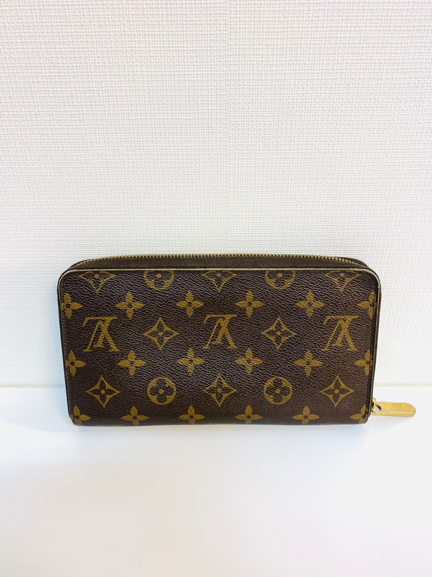 LOUIS VUITTON Daily Wallet Organizer Monogram