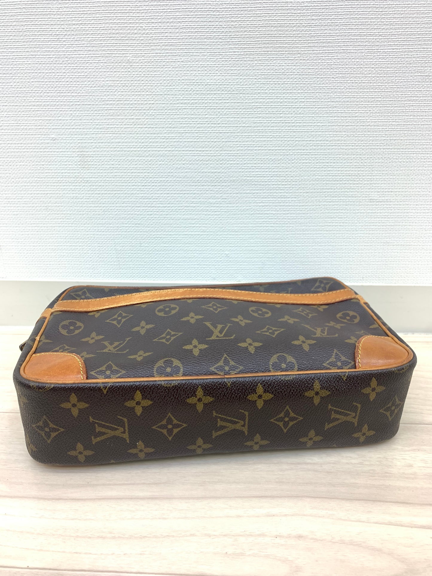 Louis Vuitton Monogram Compiègne 28 Clutch Bag