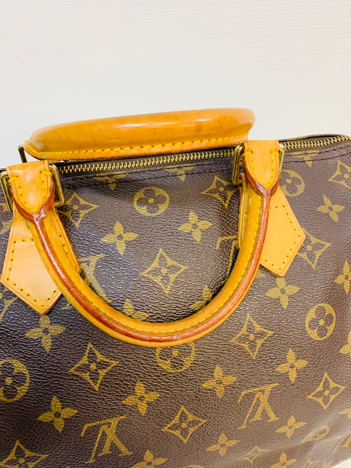 LOUIS VUITTON SPEEDY 30