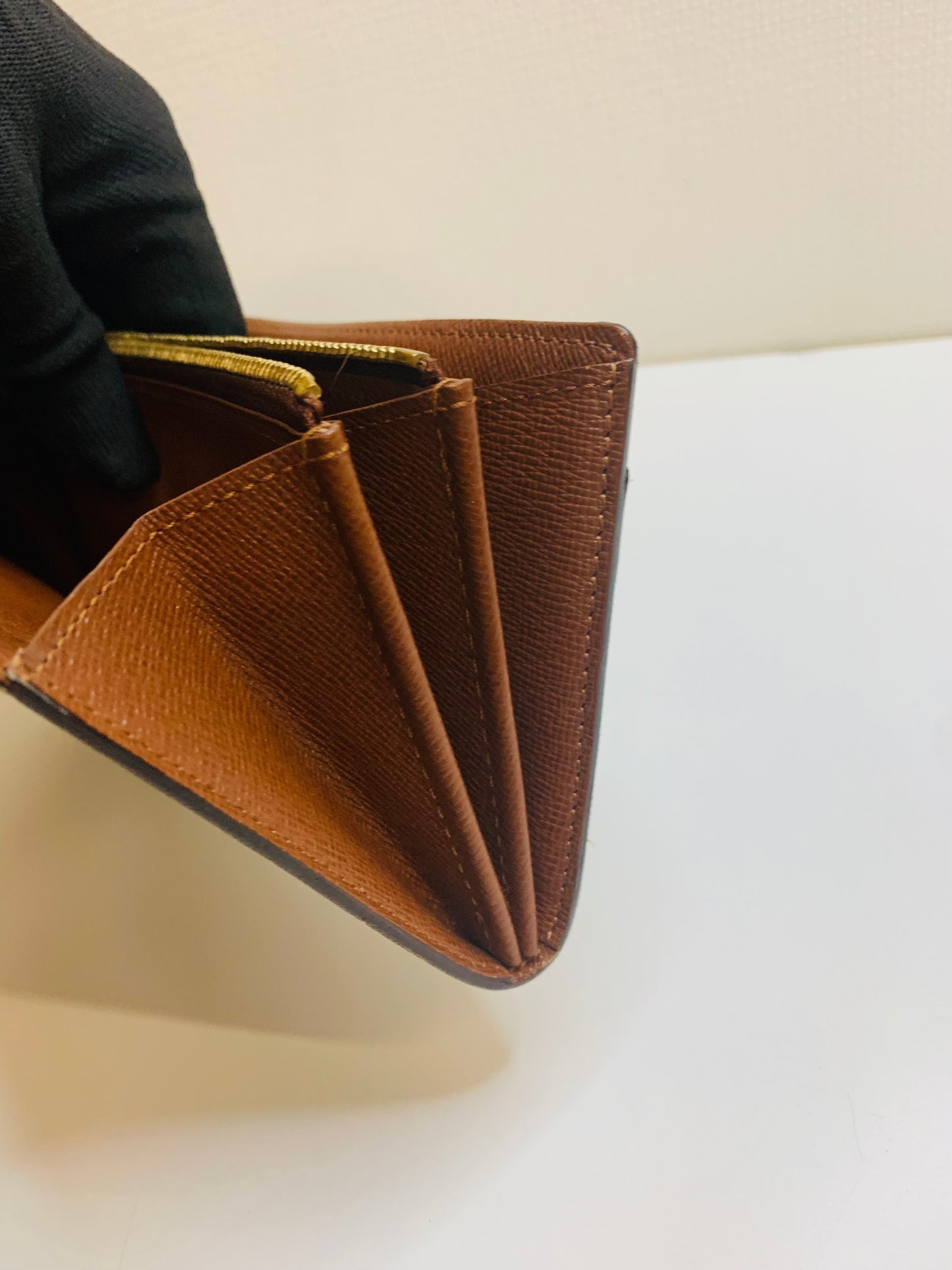 Louis Vuitton Monogram Sarah Wallet