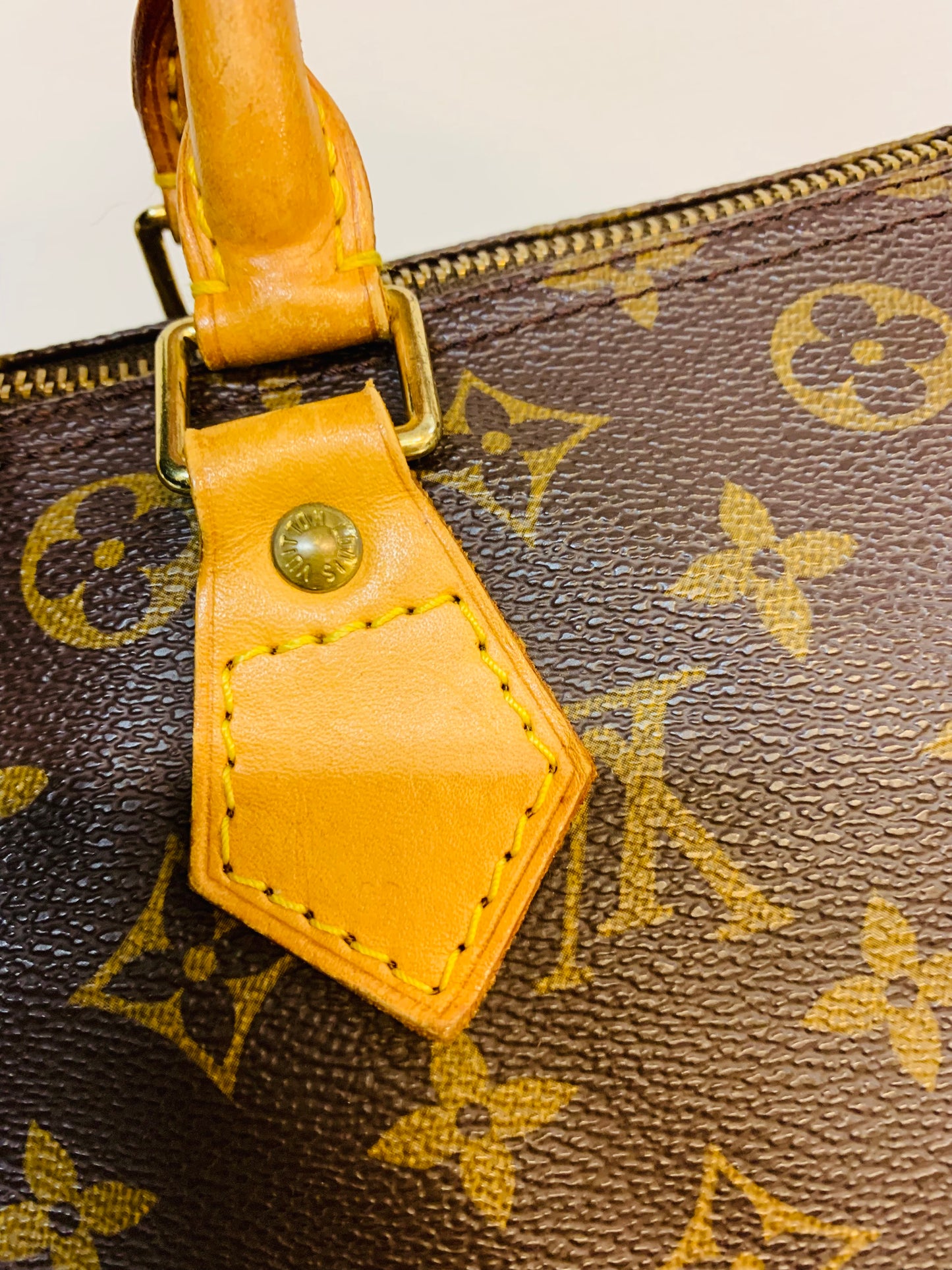 LOUIS VUITTON SPEEDY 30