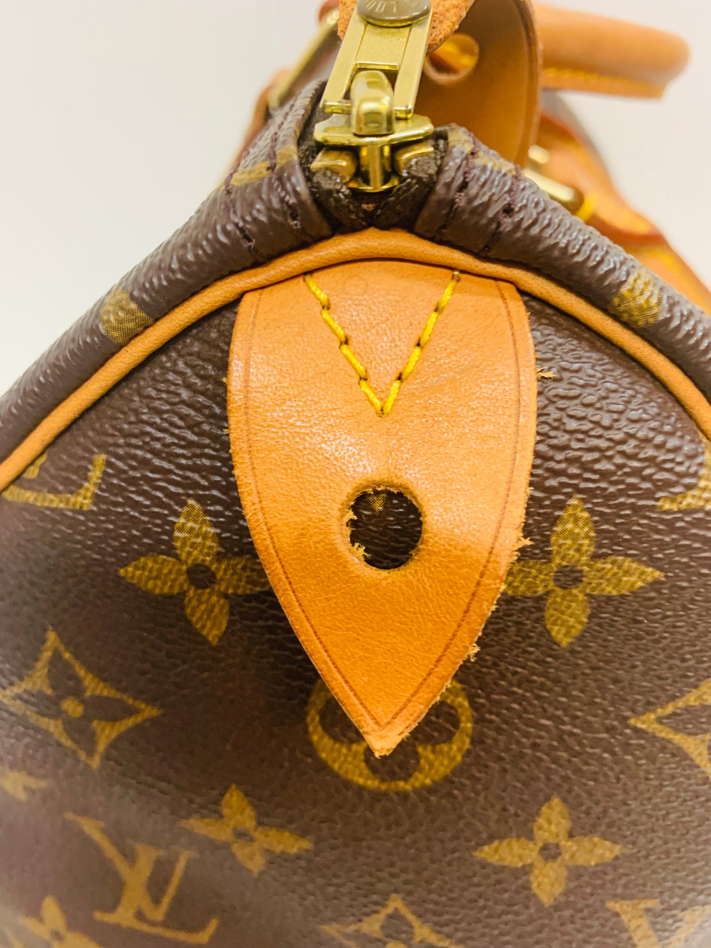 USED LOUIS VUITTON SPEEDY 35