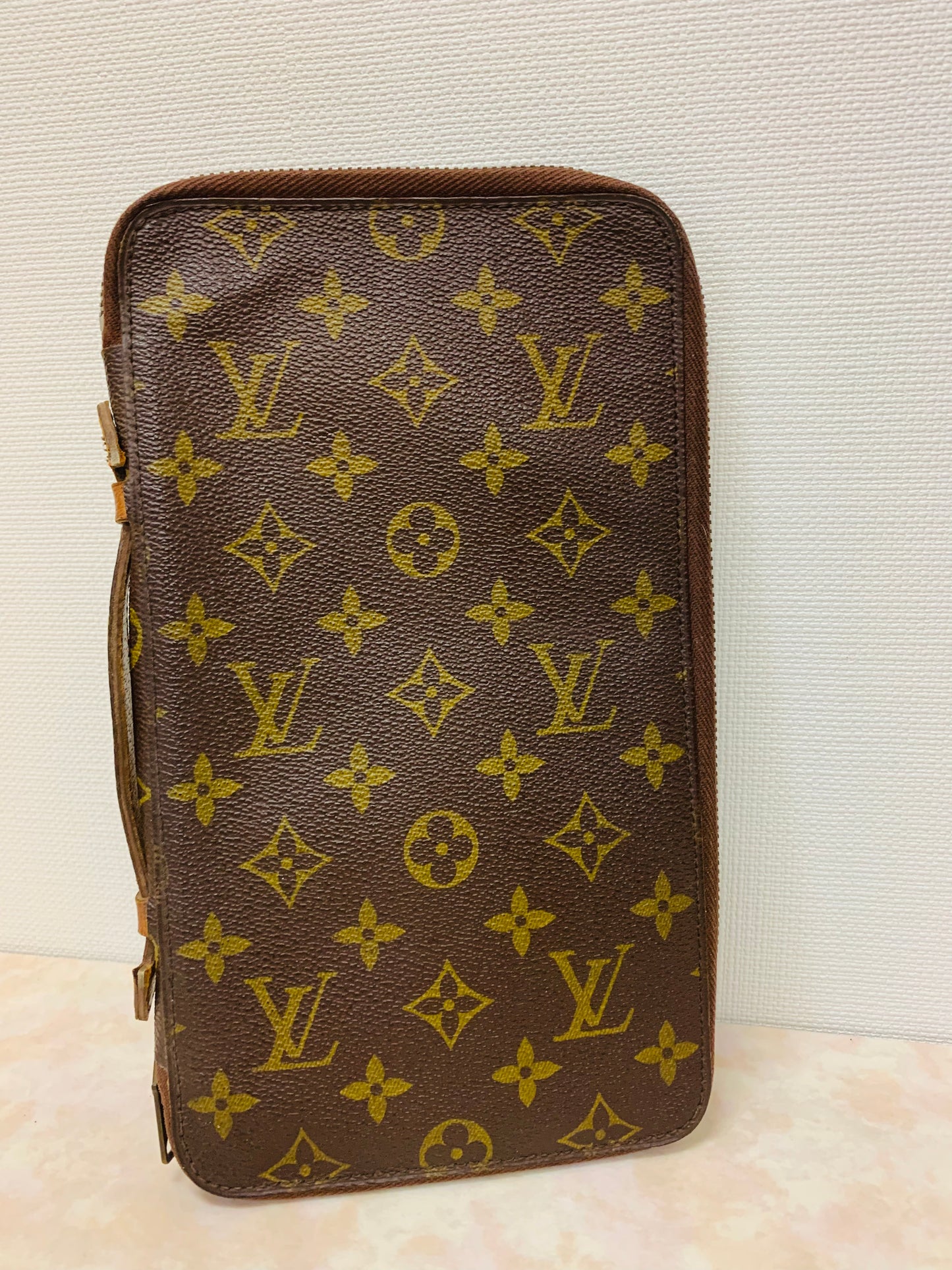 LOUIS VUITTON SCAPADE TRAVEL ORGANIZER