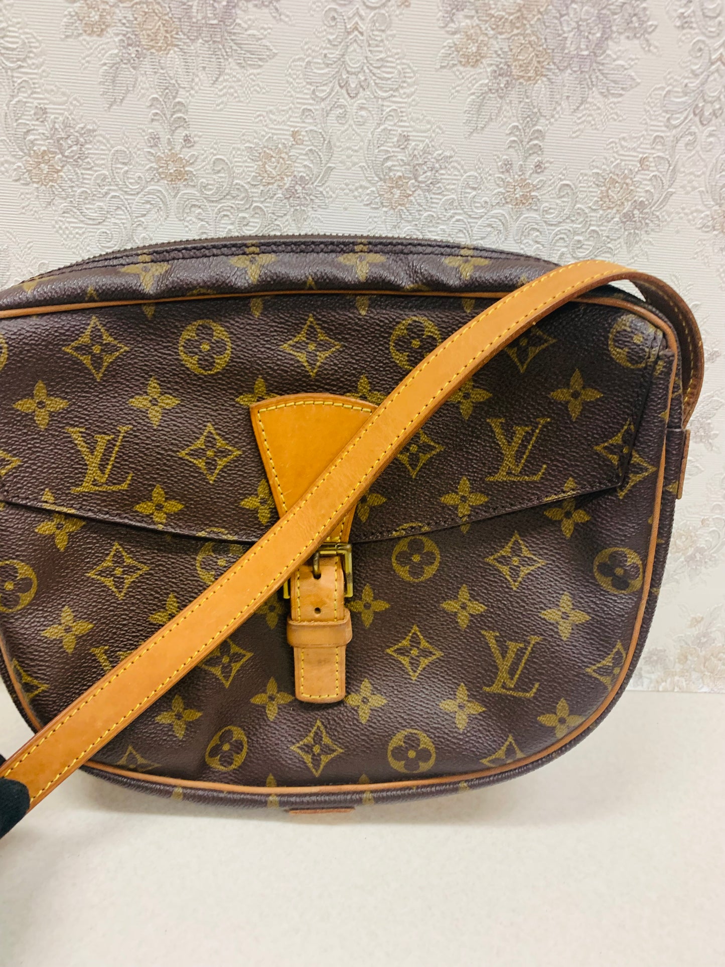 Louis Vuitton Monogram JeuneFille GM