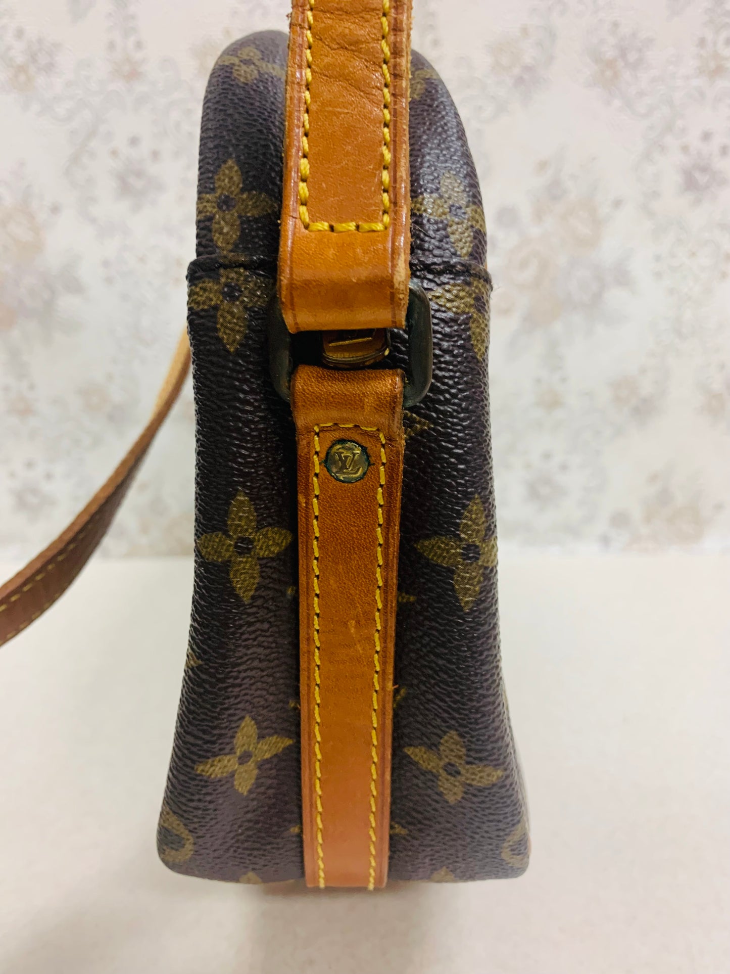 Louis Vuitton Monogram Senlis