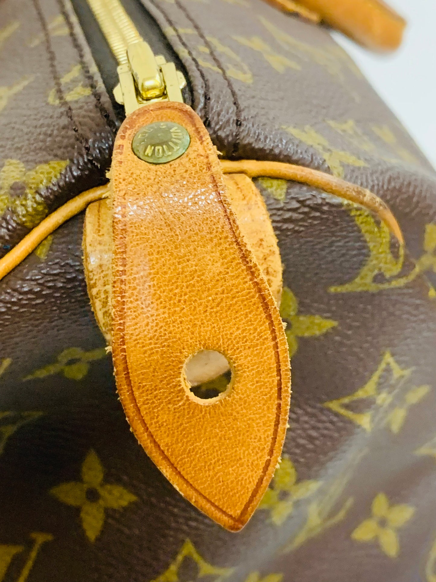 USED LOUIS VUITTON SPEEDY 35