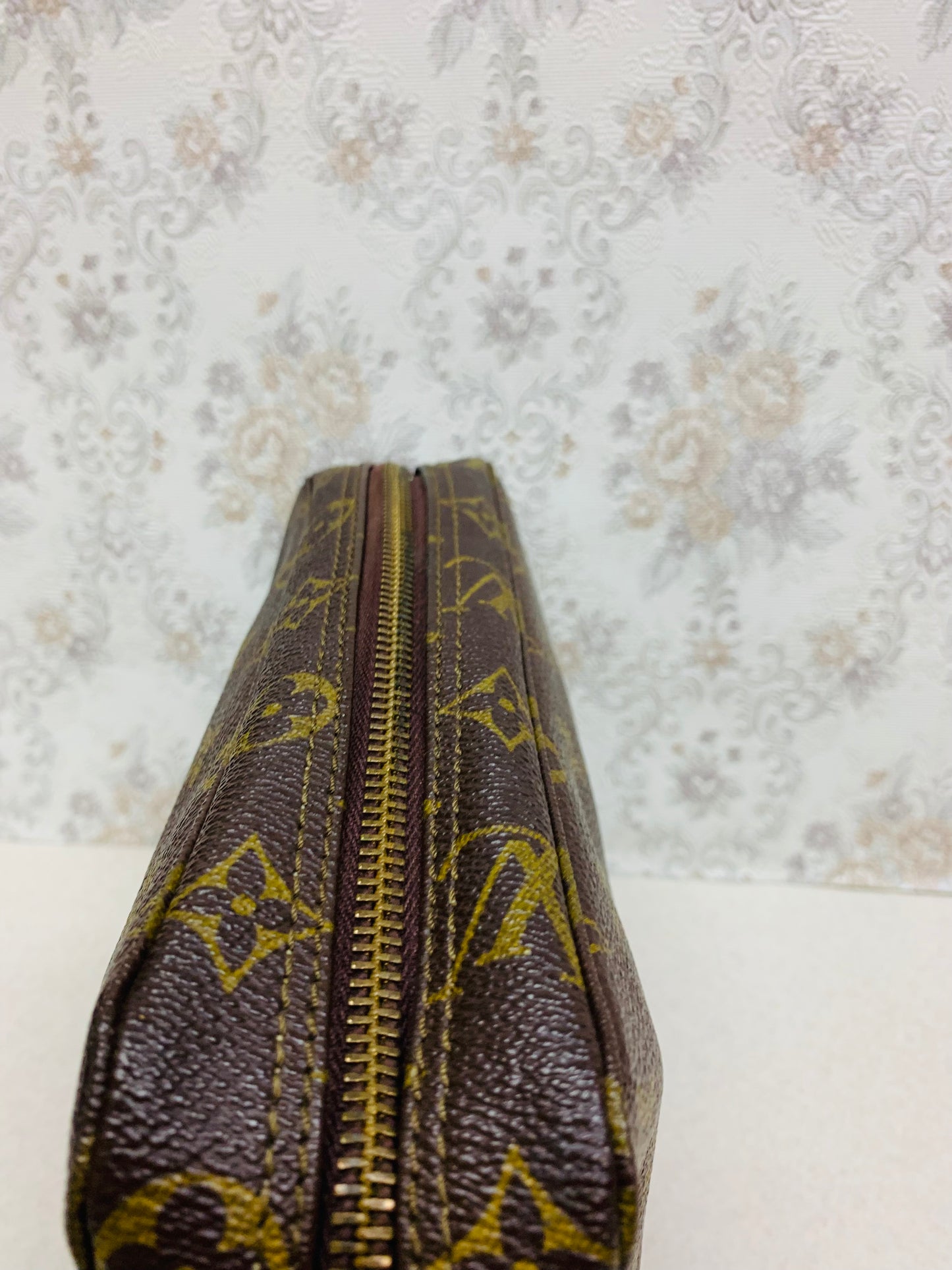 Louis Vuitton Monogram Trousse Toilette 23