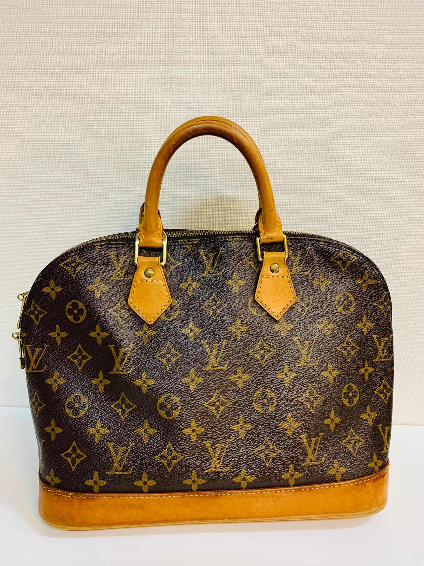 USED LOUIS VUITTON ALMA PM