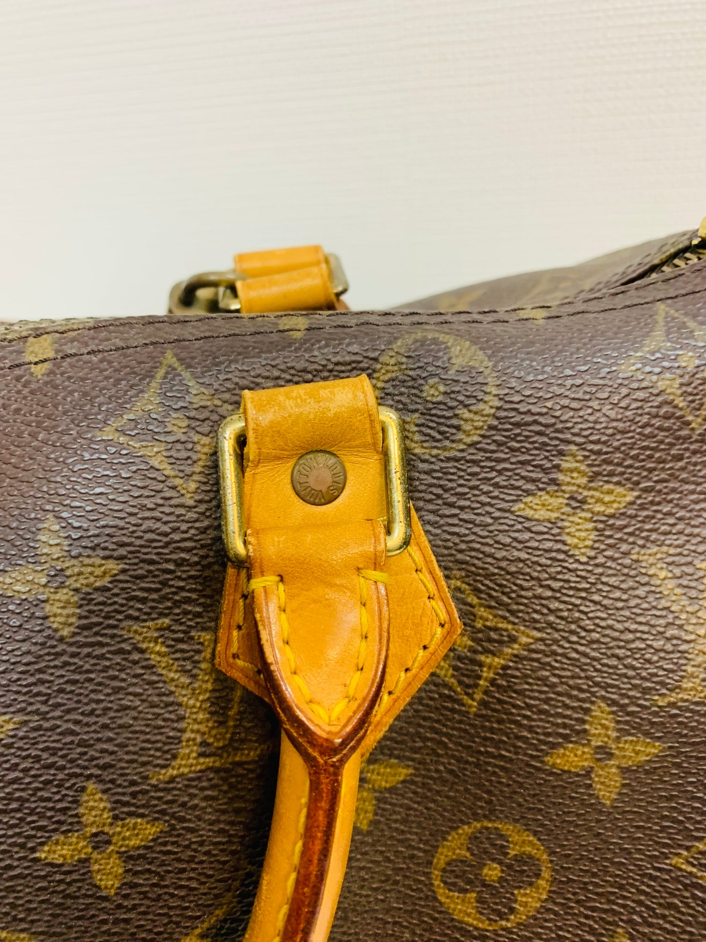 USED LOUIS VUITTON SPEEDY 30