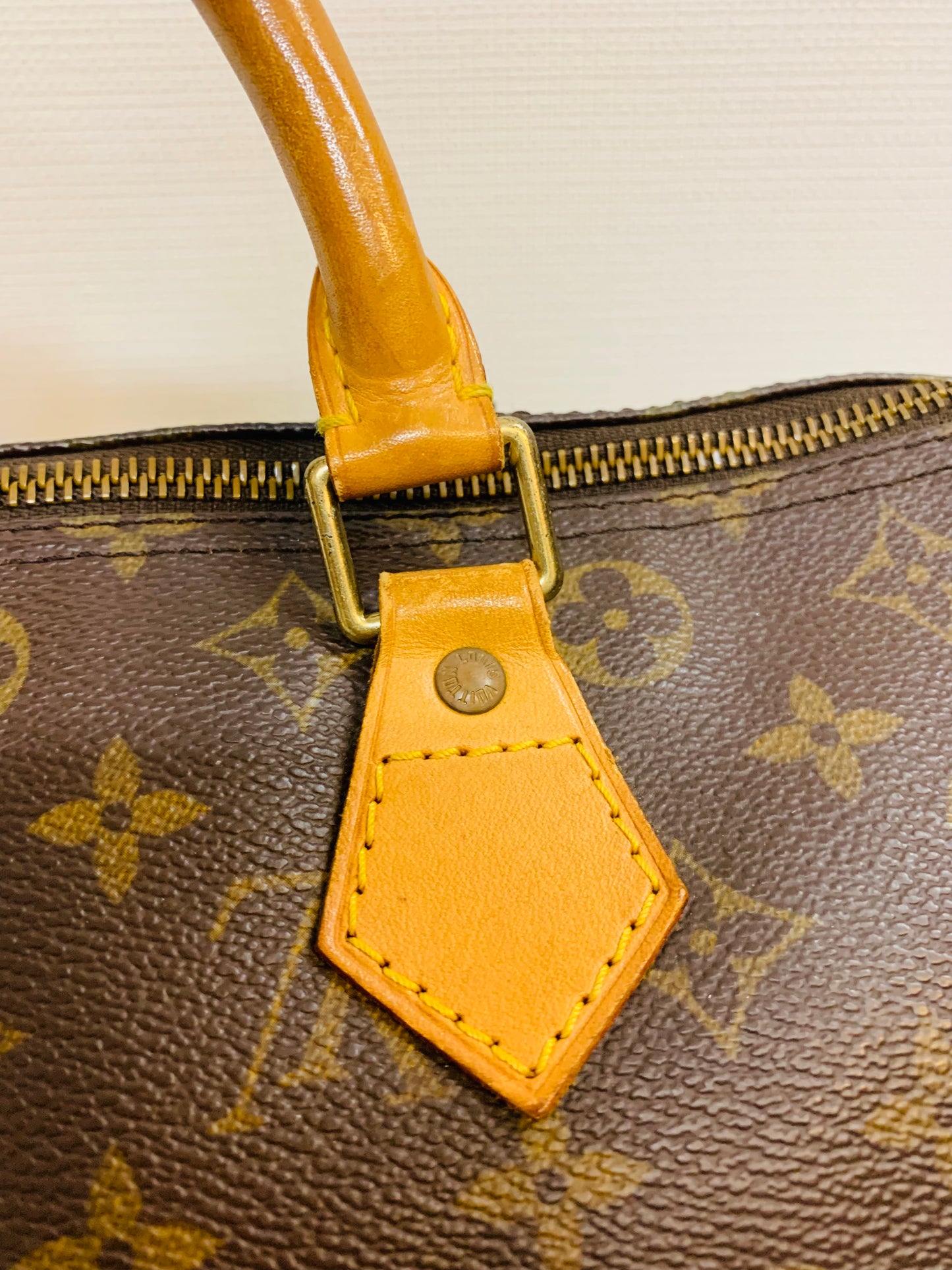 USED LOUIS VUITTON SPEEDY 30