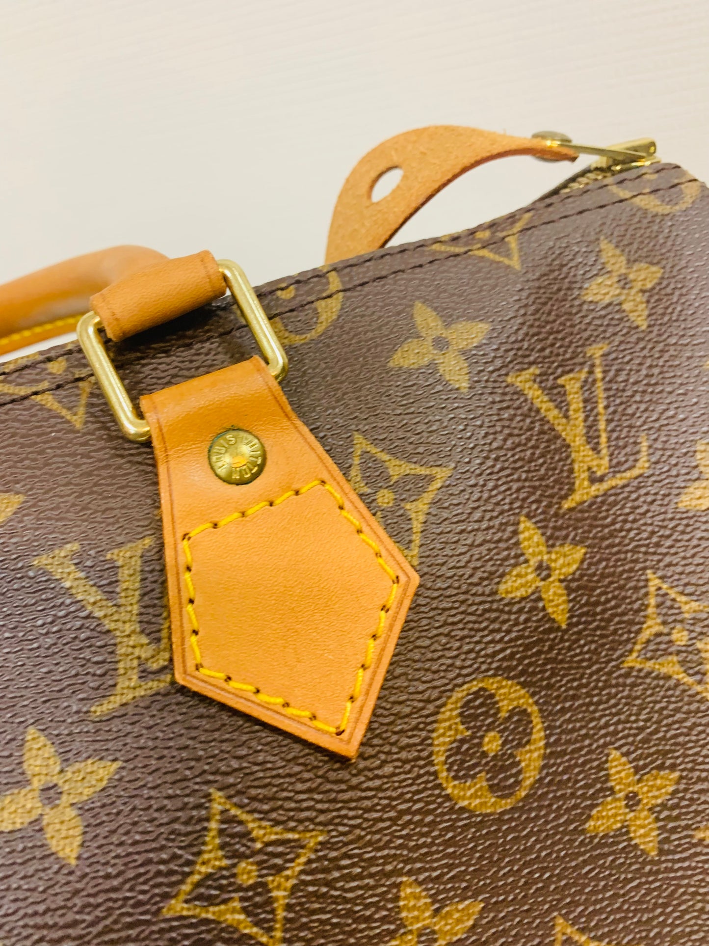 USED LOUIS VUITTON SPEEDY 35