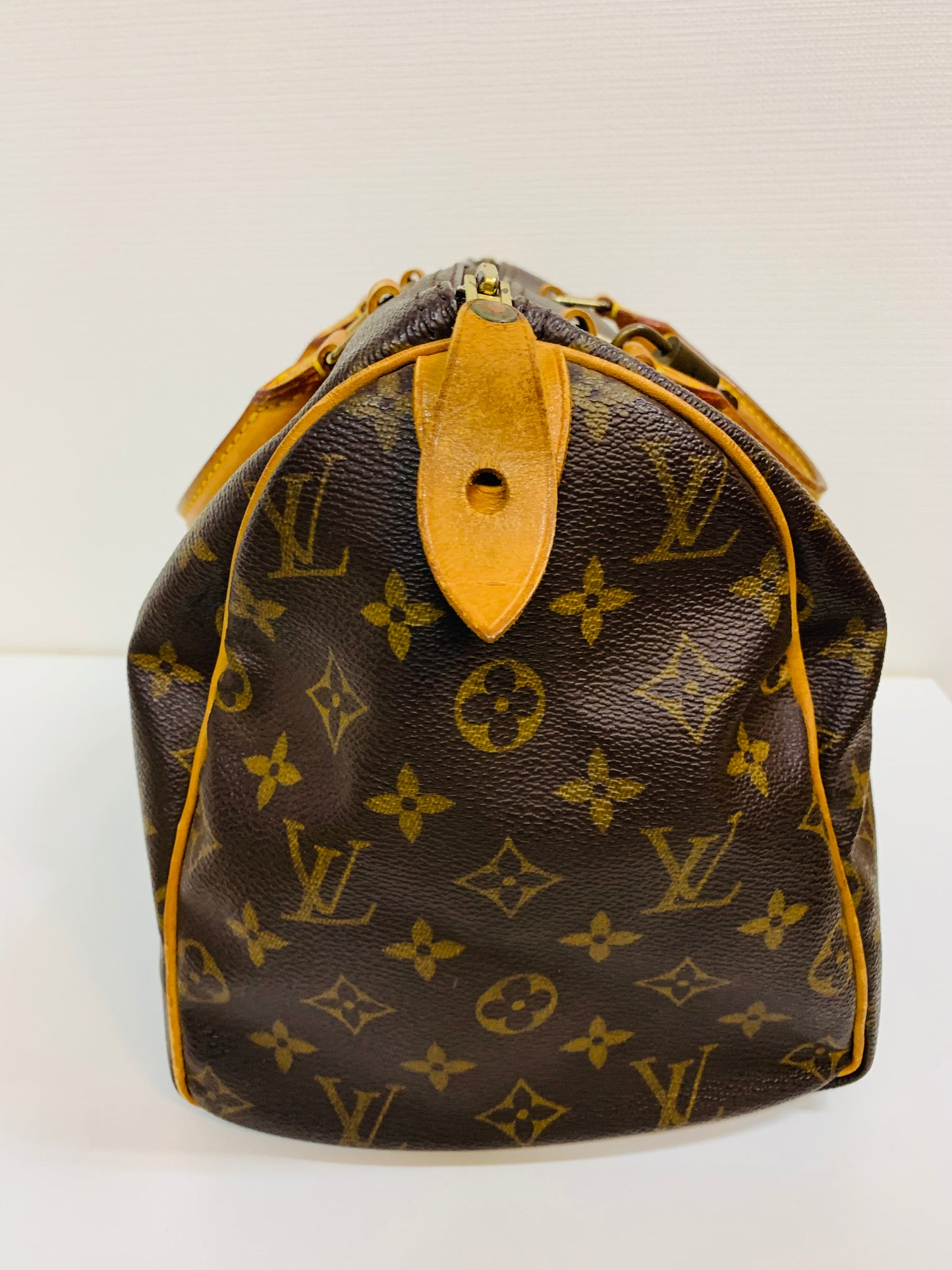 USED LOUIS VUITTON SPEEDY 30