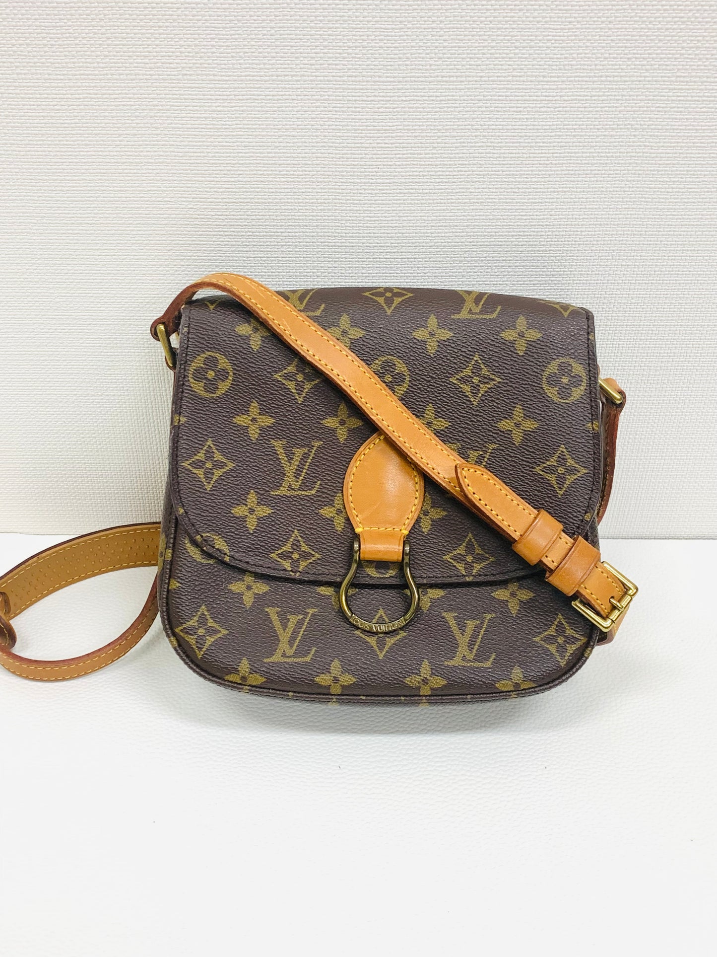 Use Louis Vuitton Saint Cloud MM