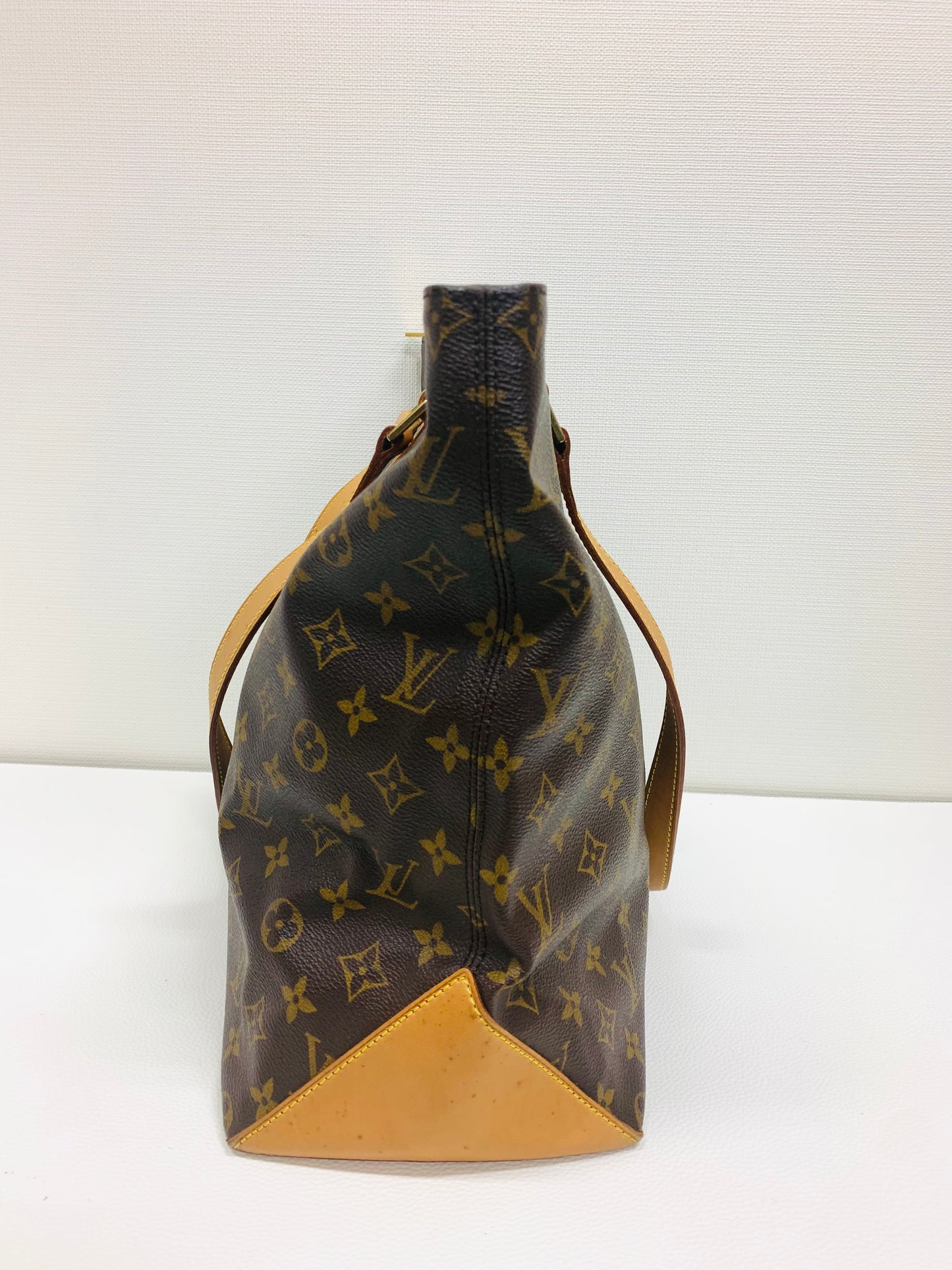 Used Louis Vuitton Cabas Mezzo