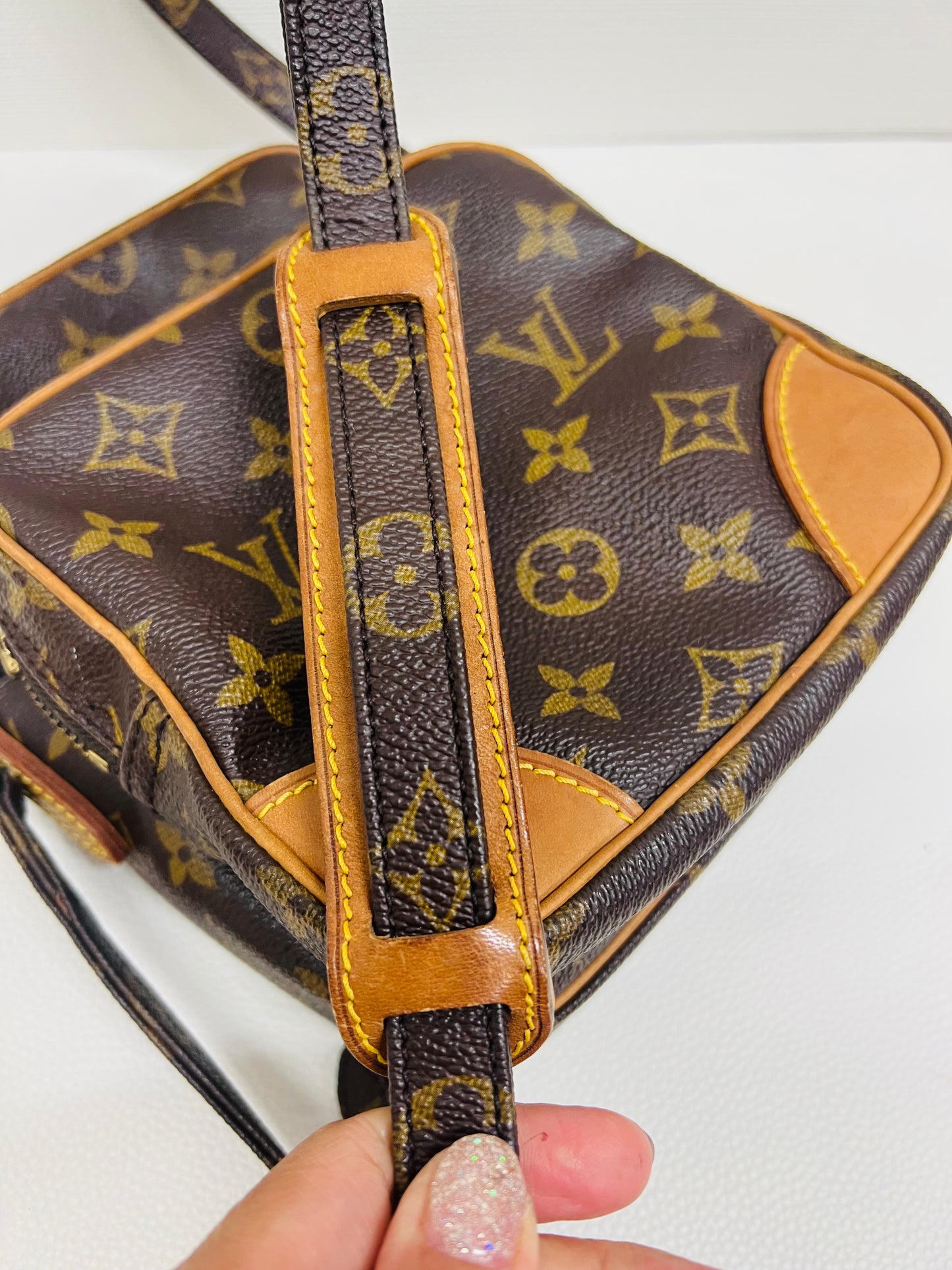 USED LOUIS VUITTON AMAZON