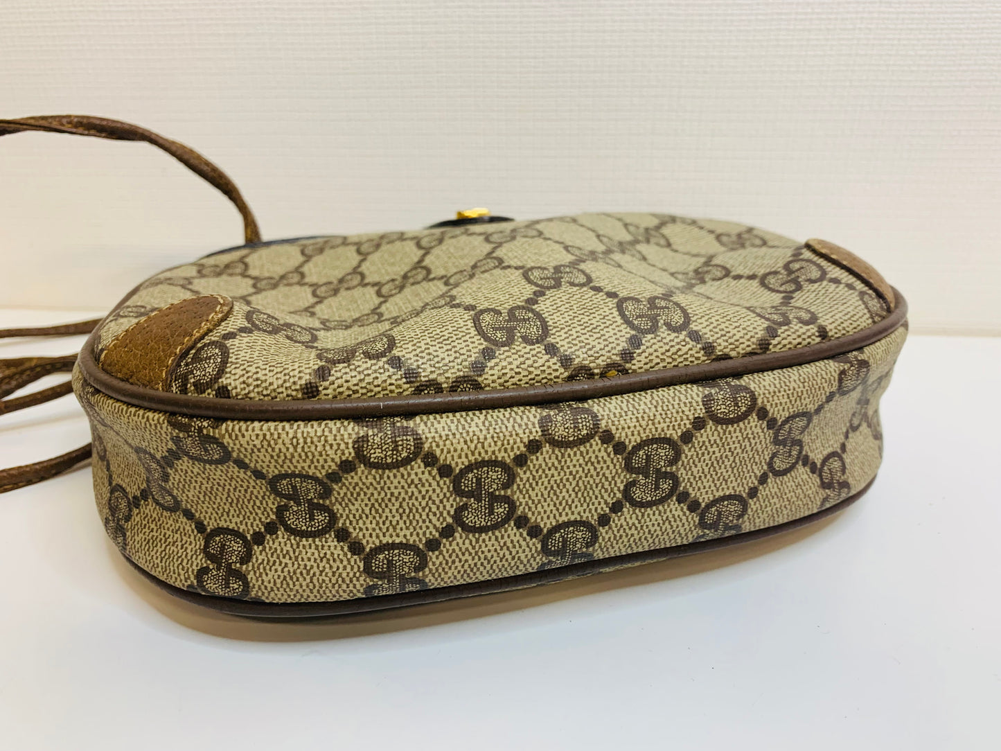 GUCCI GG SUPREME Sherry Line Shoulder bag