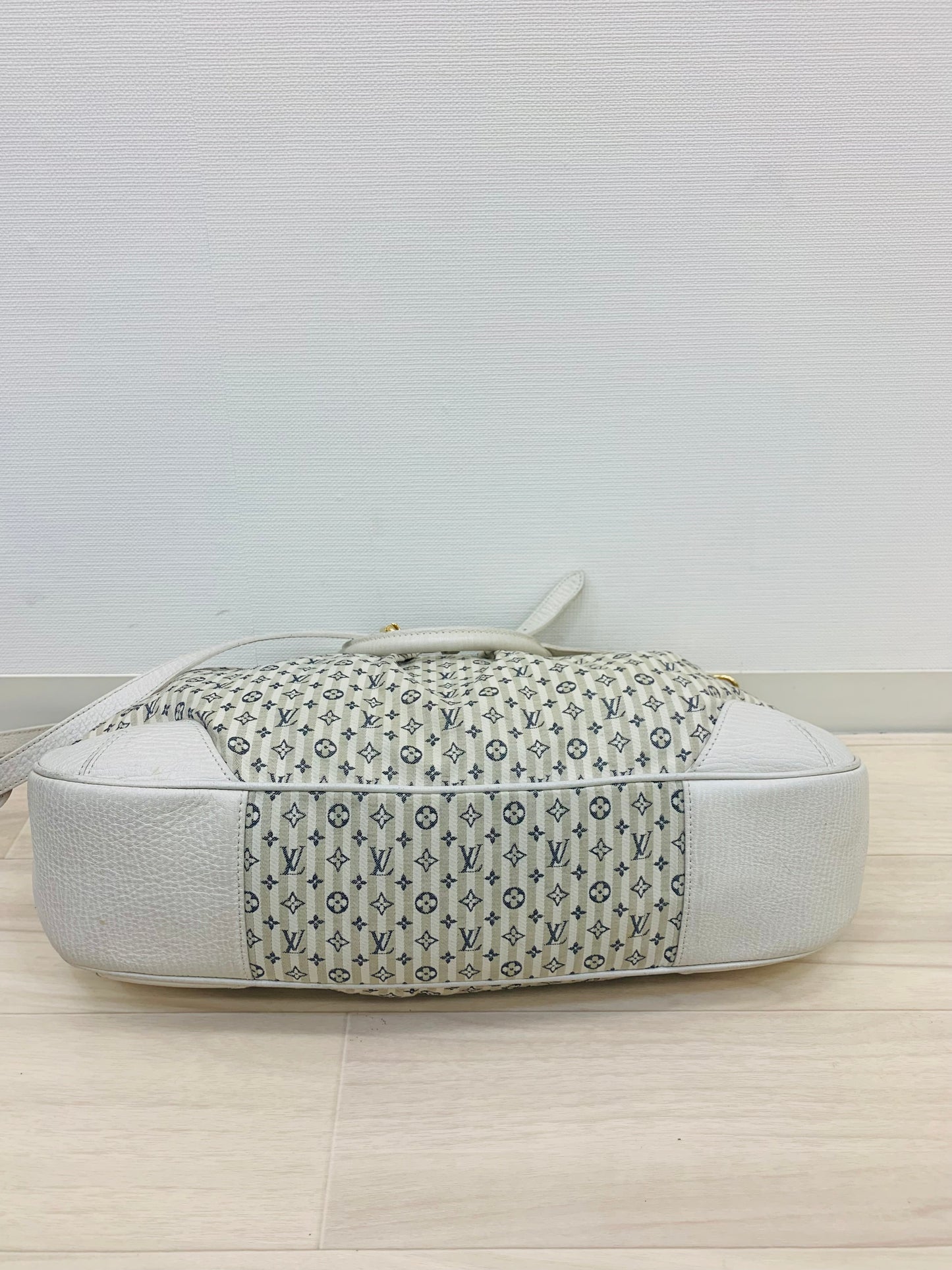 Louis Vuitton Monogram Mini Lin Croisette Marina GM