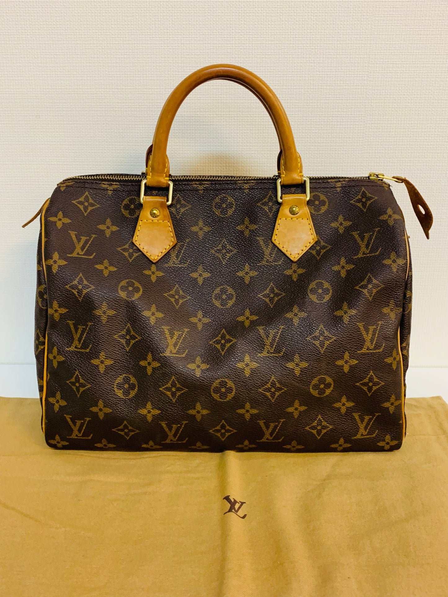 LOUIS VUITTON Speedy 30