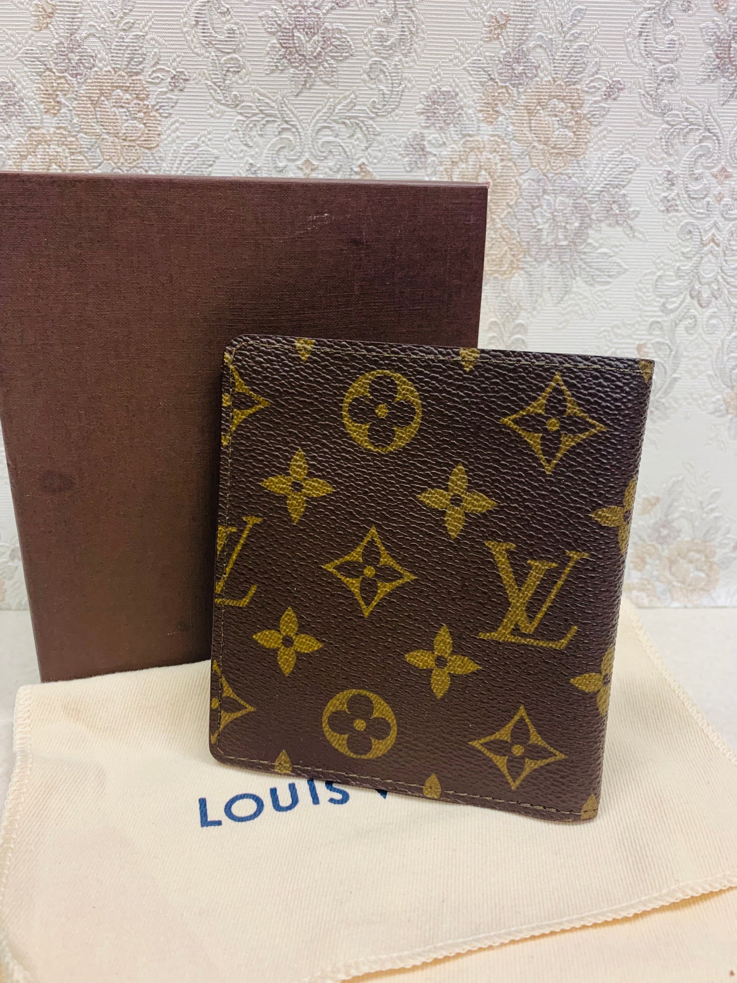 Louis Vuitton Monogram Multiple Wallet