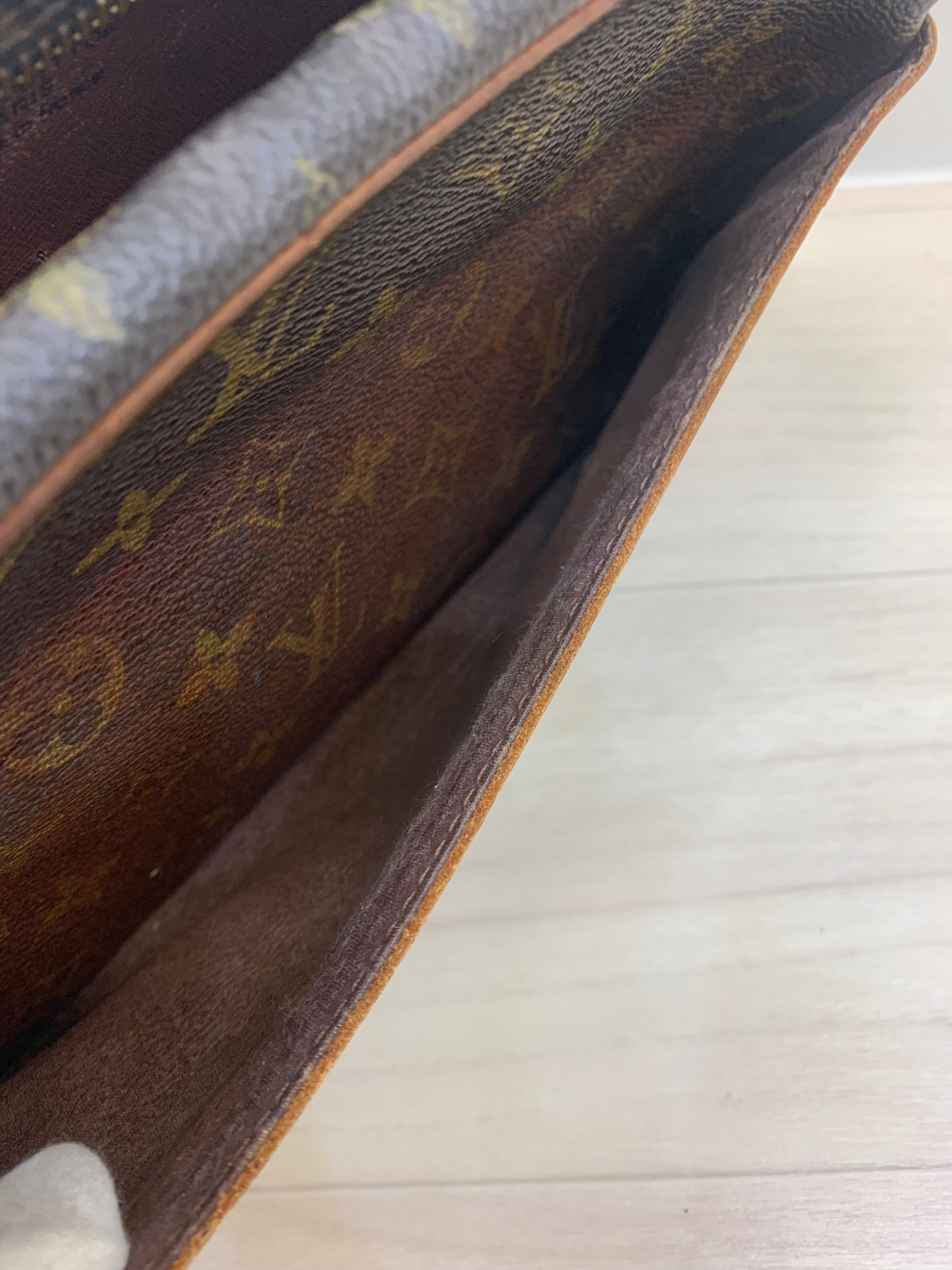 Louis Vuitton Monogram Compiègne 28 Clutch Bag