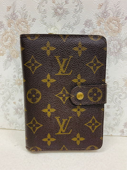 Louis Vuitton Monogram Porte Papier Zippe Wallet