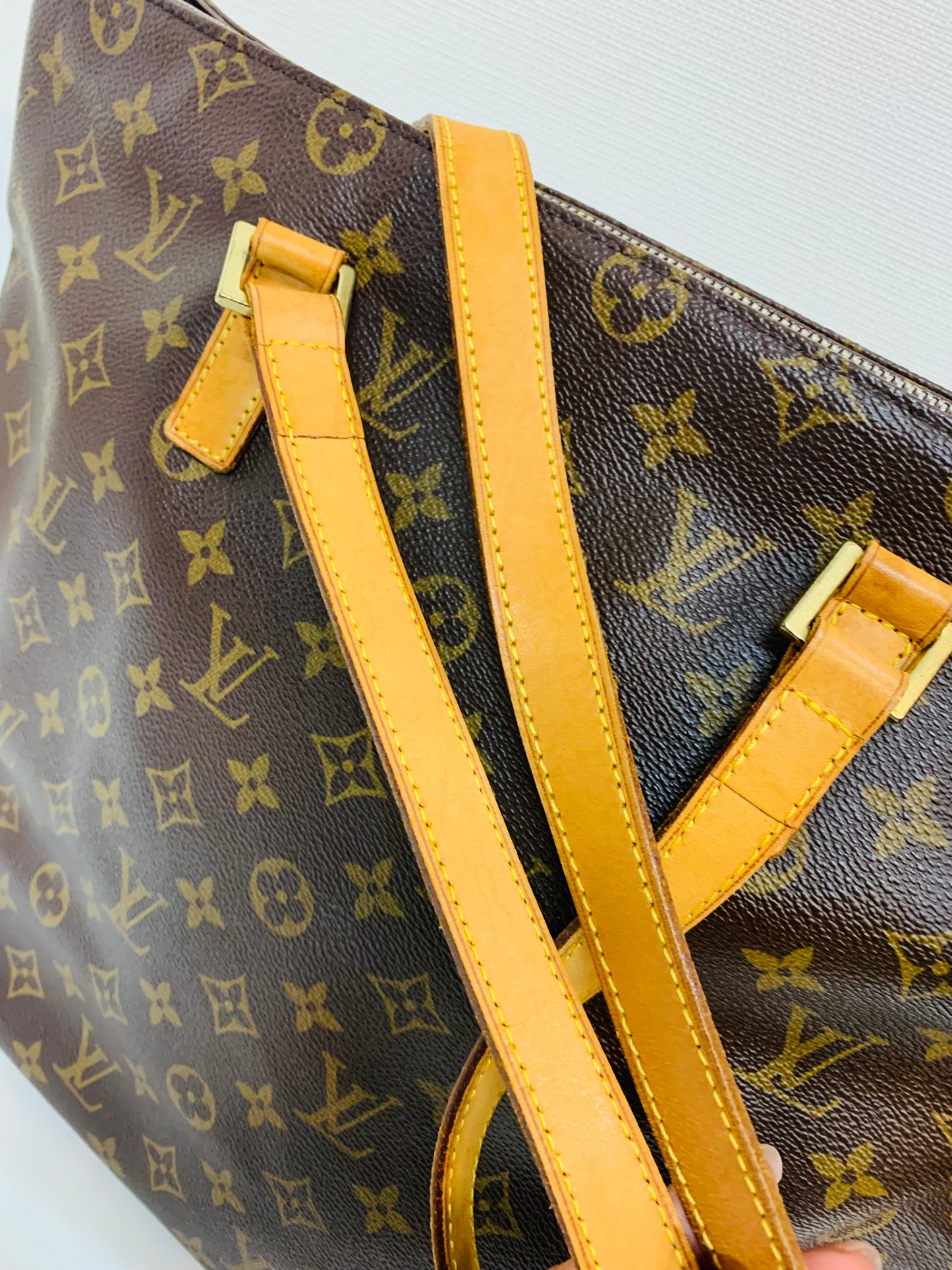 LOUIS VUITTON CABAS MEZZO TOTE BAG