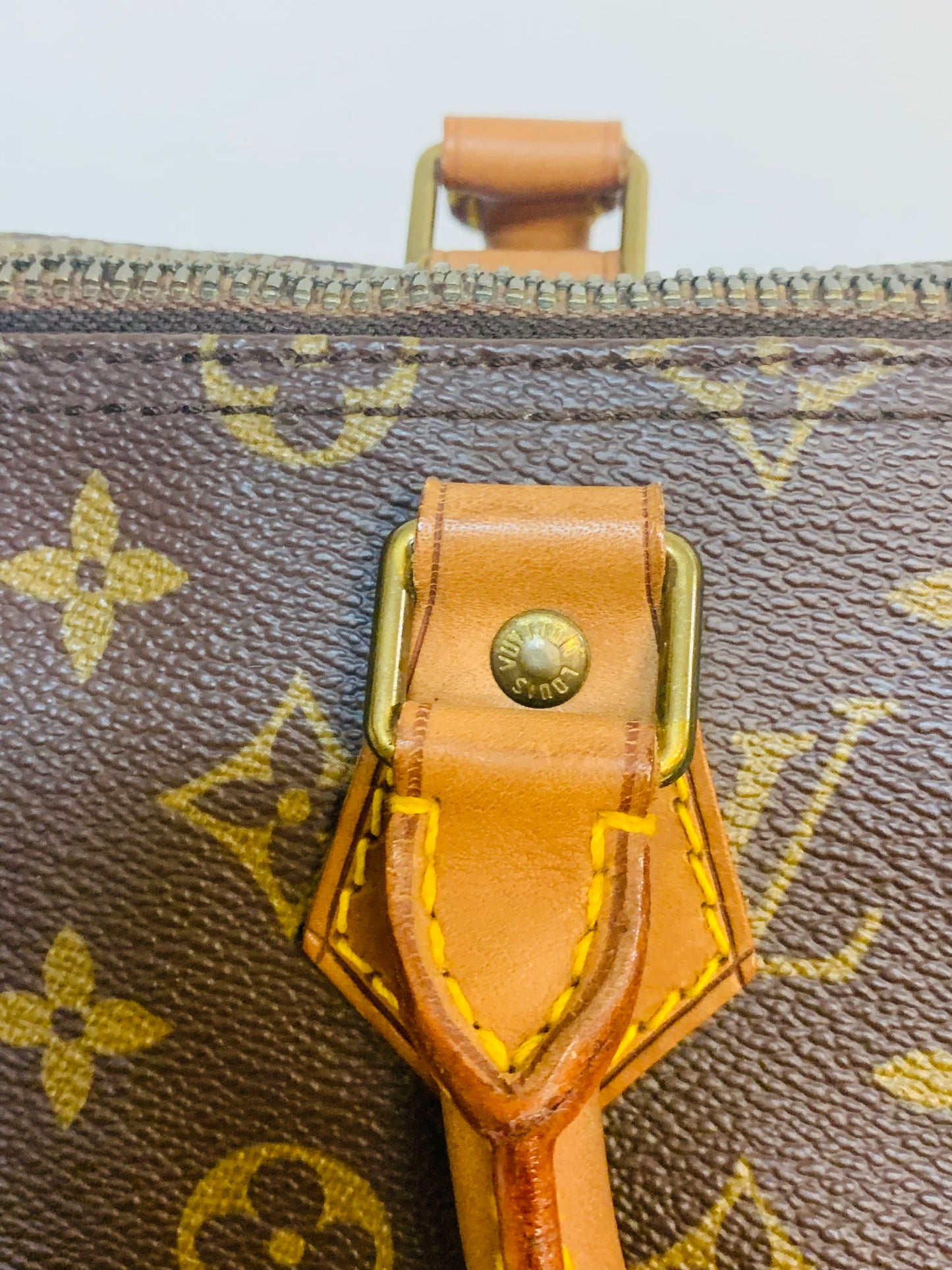 LOUIS VUITTON SPEEDY 35