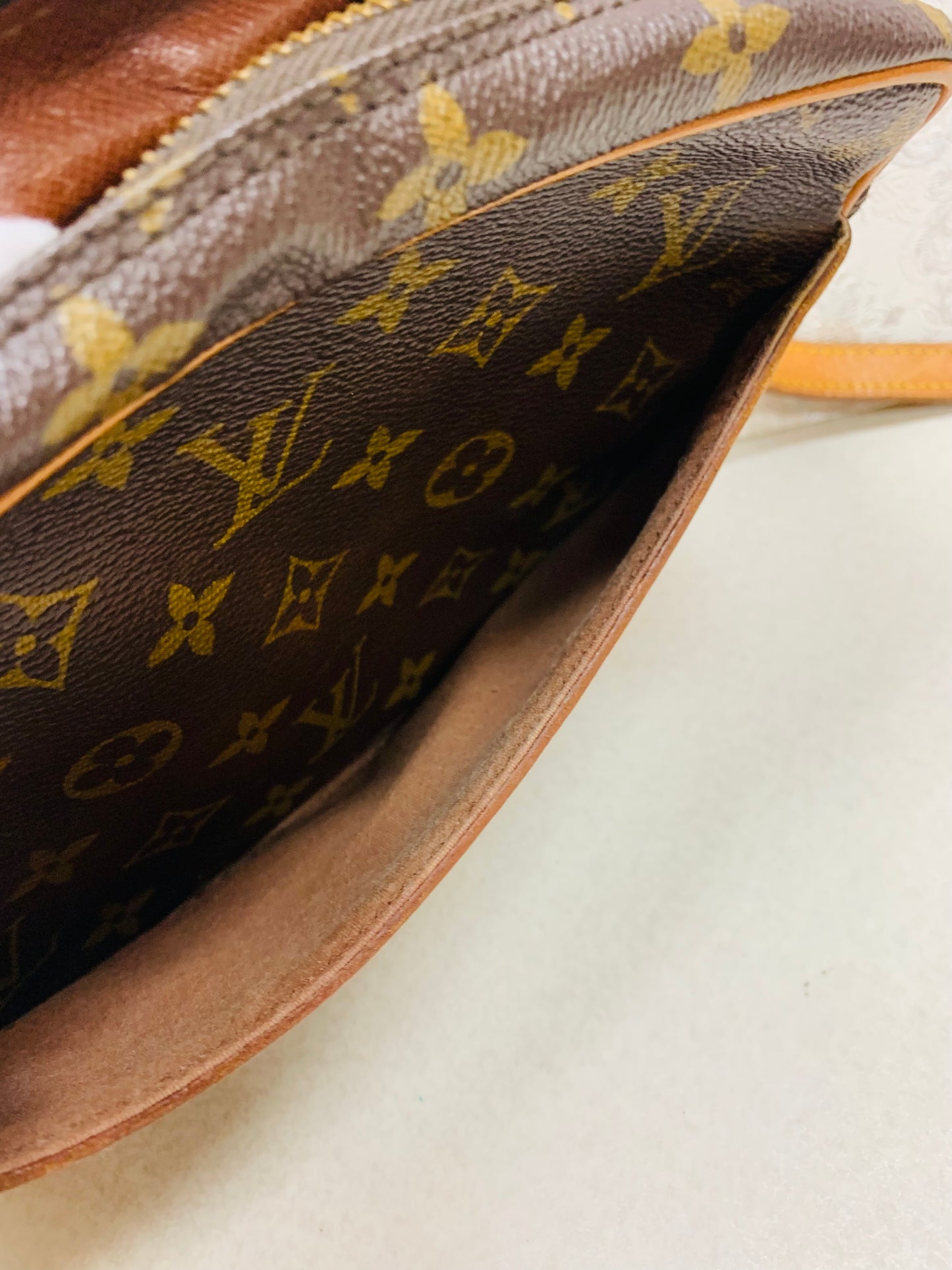 Louis Vuitton Monogram Trocadero 23