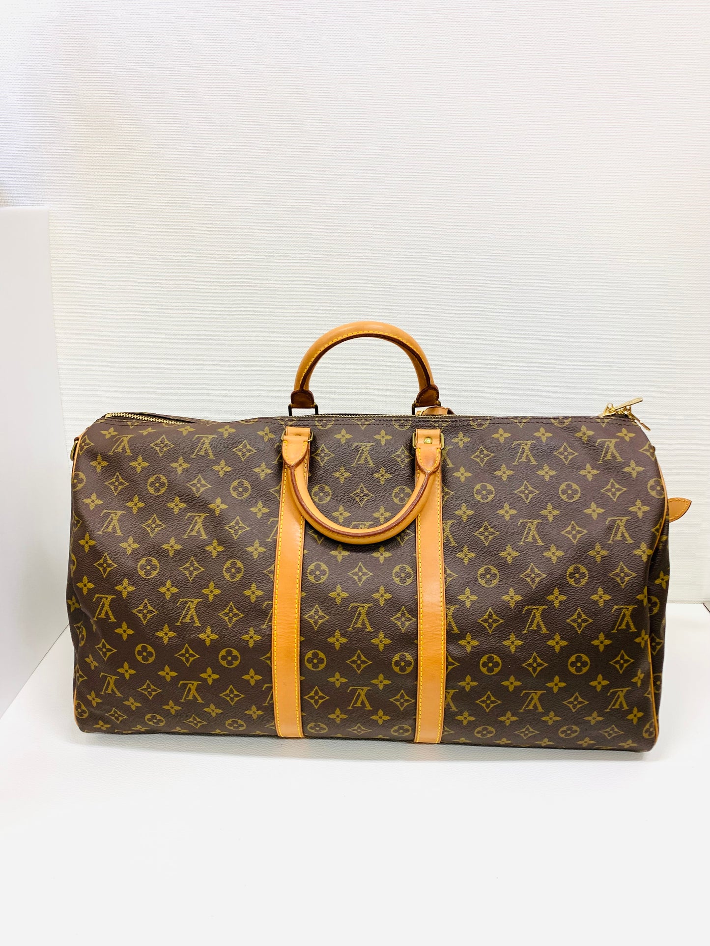 USED LOUIS VUITTON KEEPAL 55 BANDOULIERE