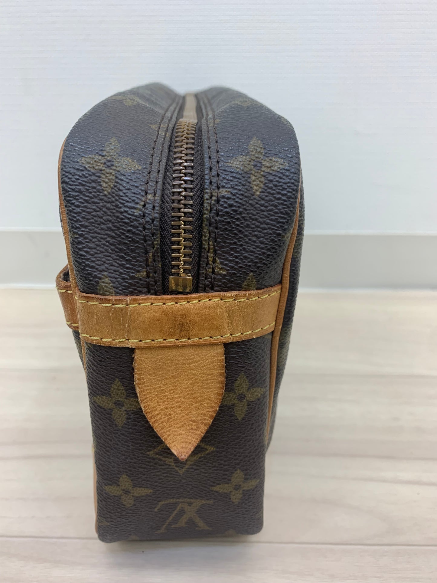 Louis Vuitton Monogram Compiègne 28 Clutch Bag