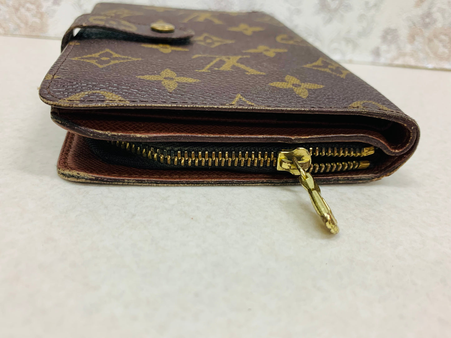 Louis Vuitton Monogram Porte Papier Zippe Wallet