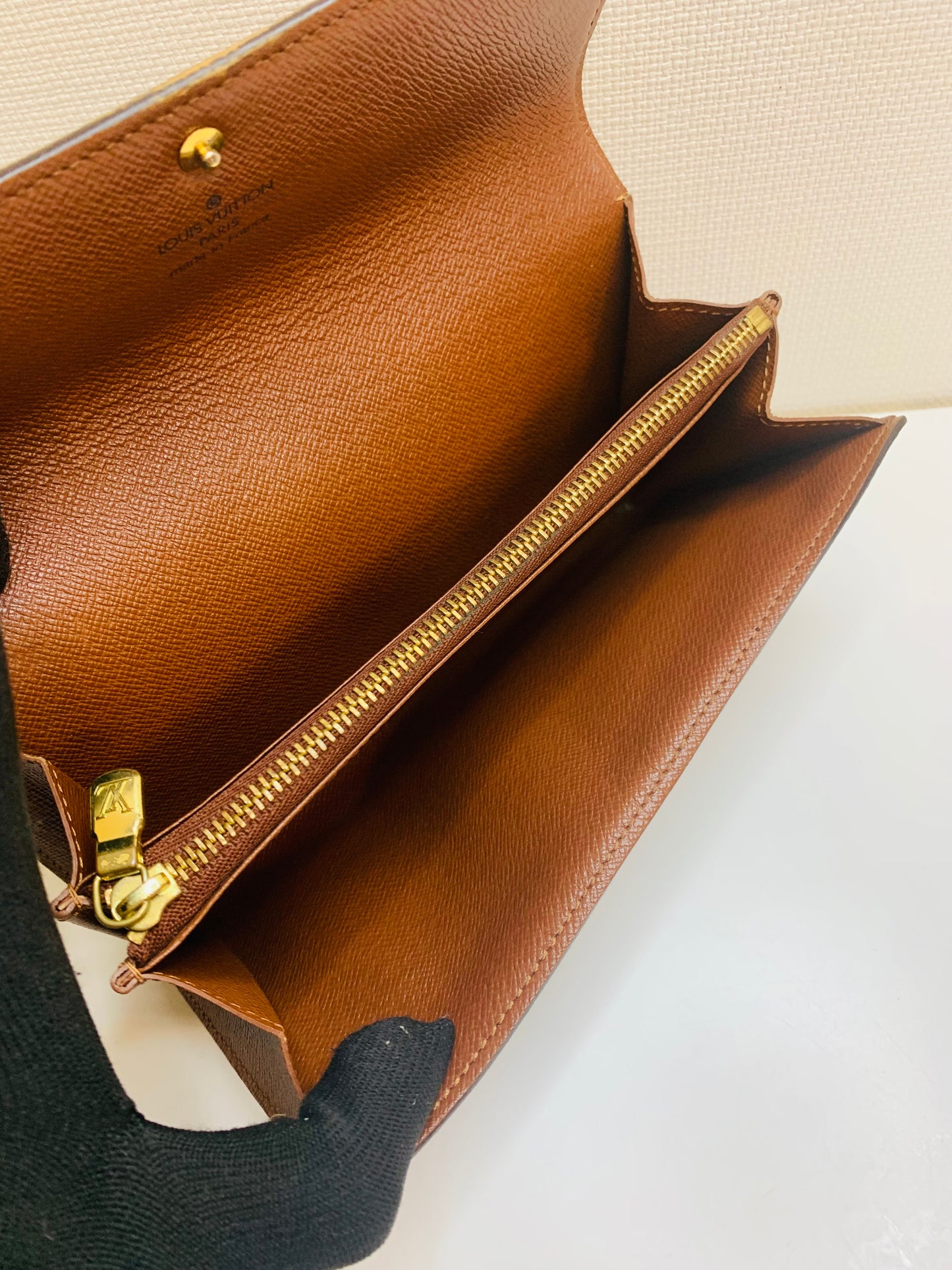 Louis Vuitton Monogram Sarah Wallet