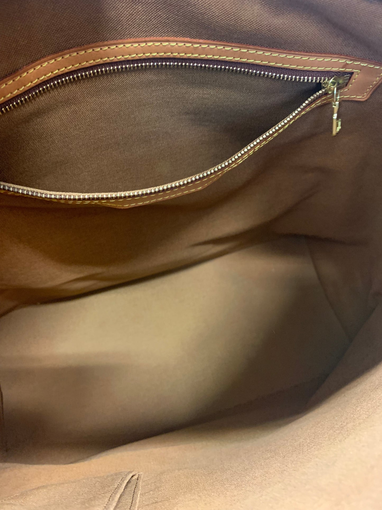Louis Vuitton Monogram Cabas Mezzo MM
