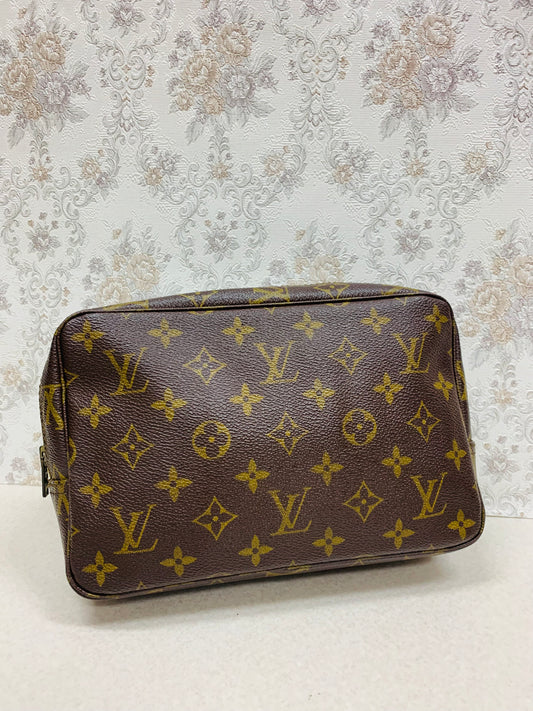 Louis Vuitton Monogram Trousse Toilette 23
