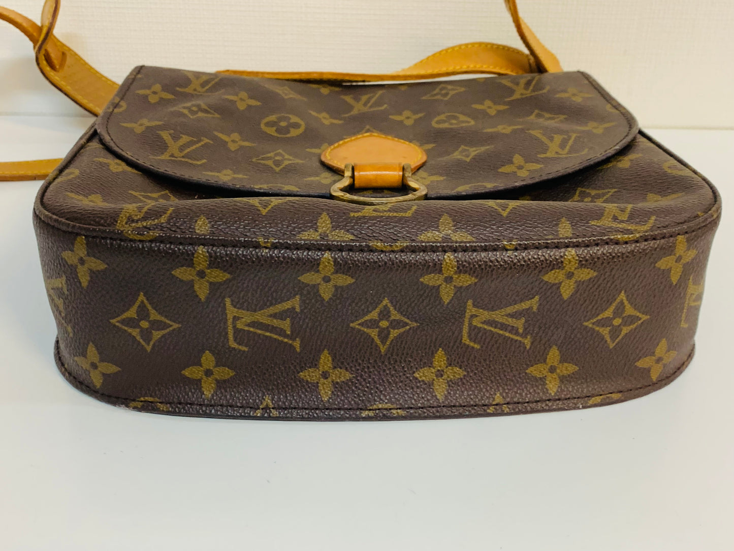 LOUIS VUITTON Saint Cloud GM